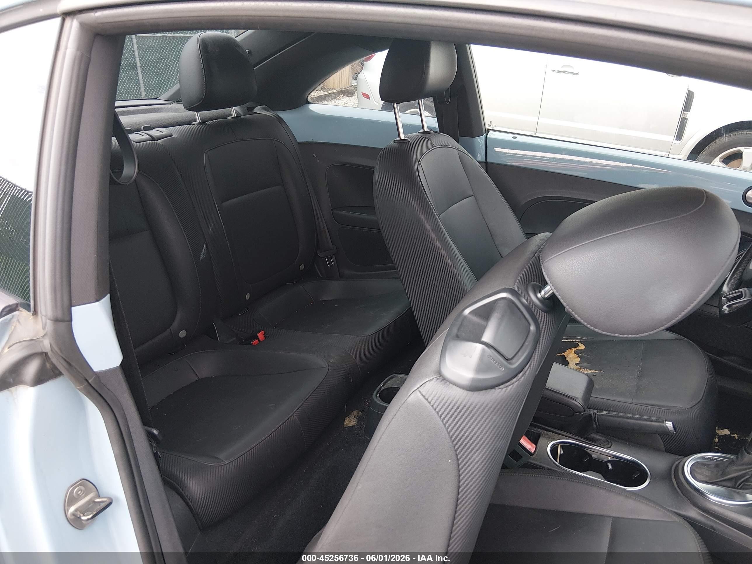 2013 Volkswagen Beetle 2.5l Синий vin: 3VWJP7AT4DM657949