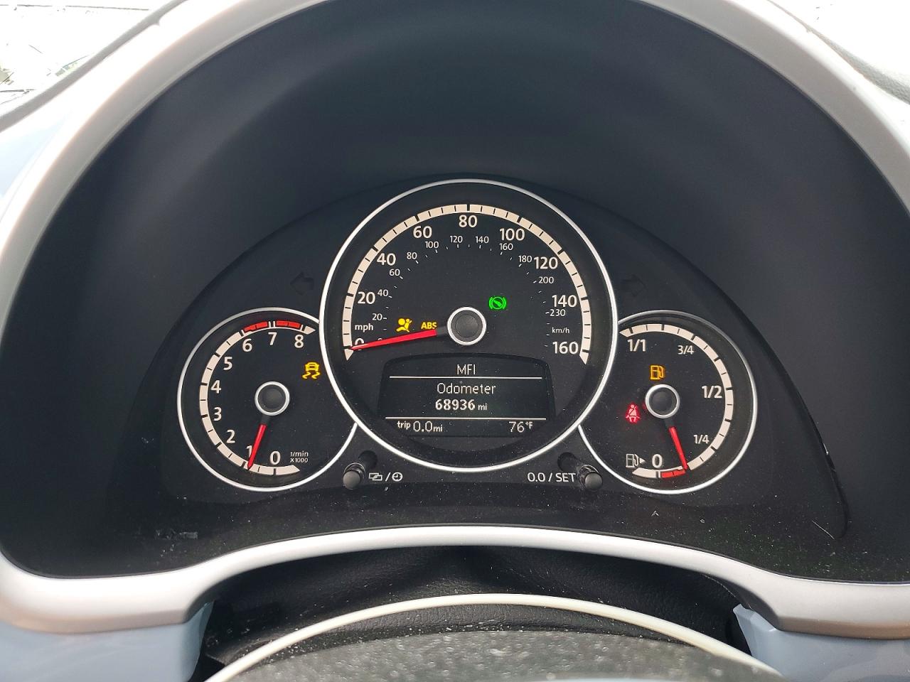2014 Volkswagen Beetle Blue vin: 3VWJP7AT4EM605884