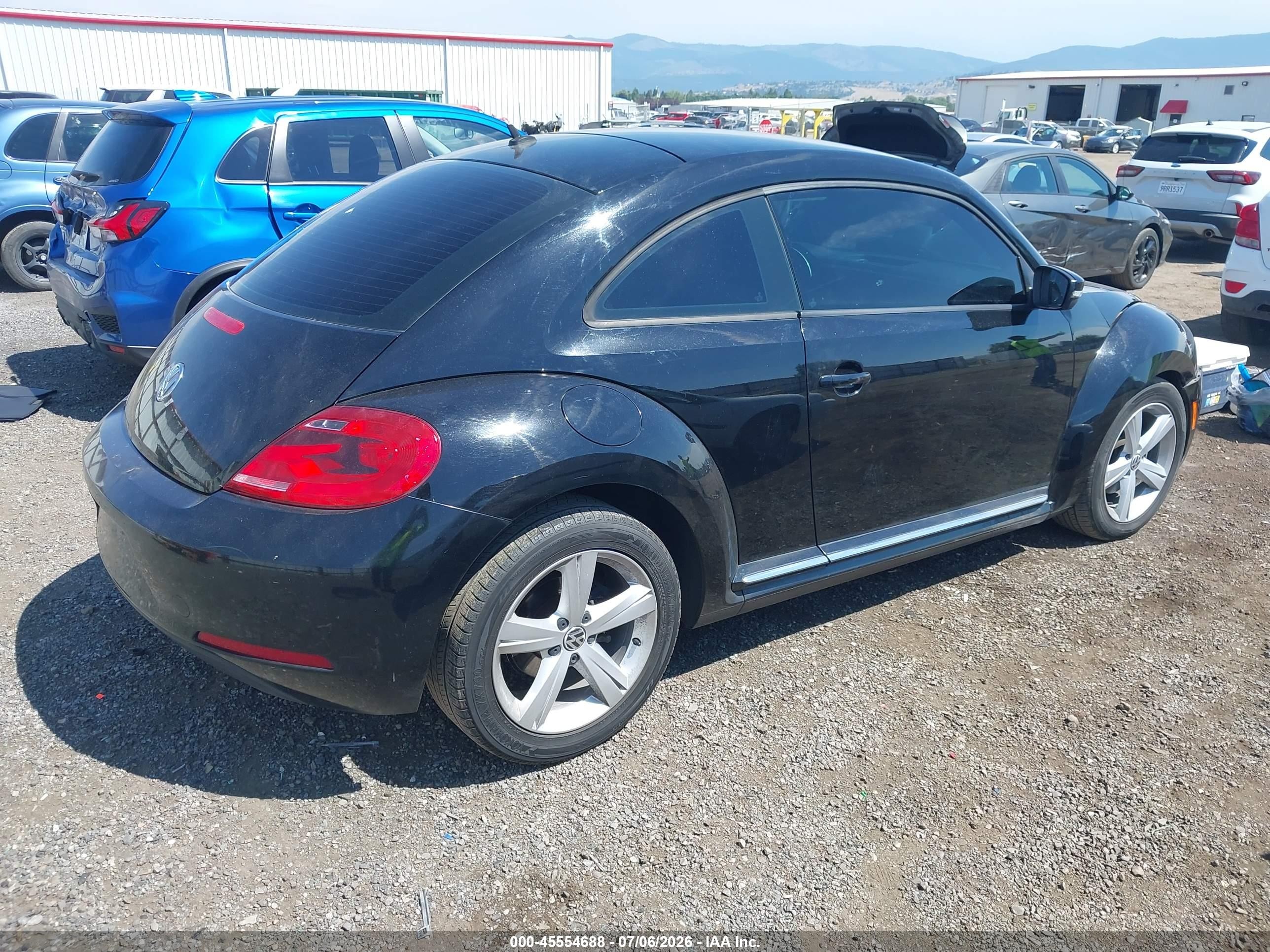 2012 Volkswagen Beetle 2.5l Dark Blue vin: 3VWJP7AT5CM606698