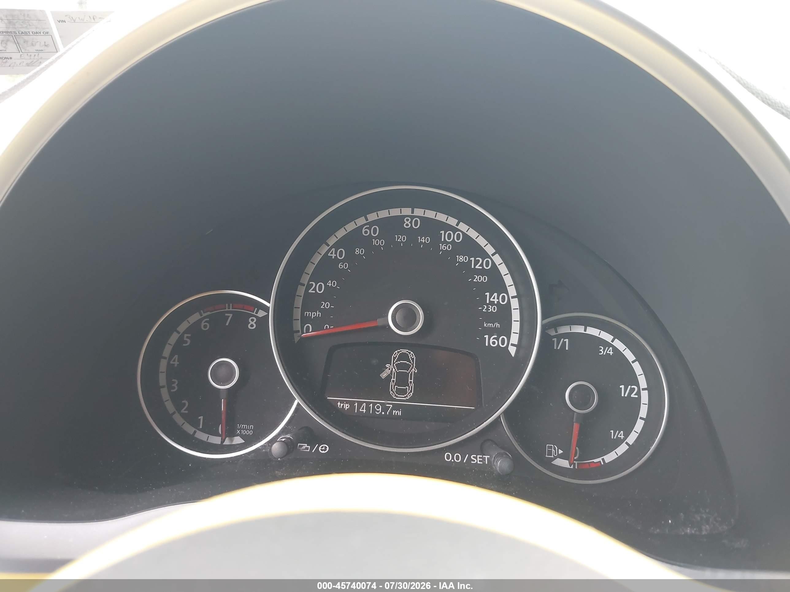 2013 Volkswagen Beetle 2.5l Yellow vin: 3VWJP7AT5DM647740