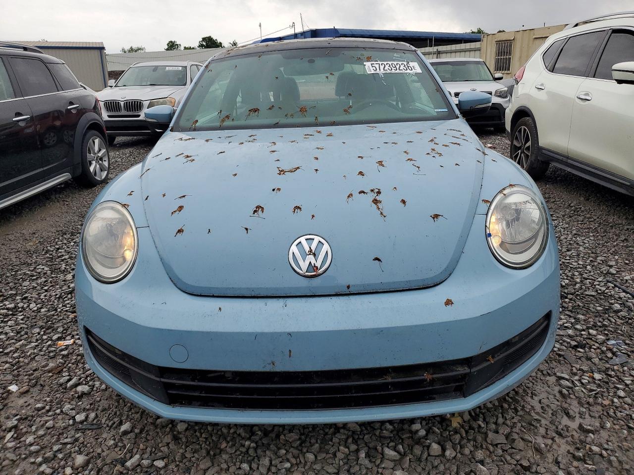 2014 Volkswagen Beetle Blue vin: 3VWJP7AT5EM615758