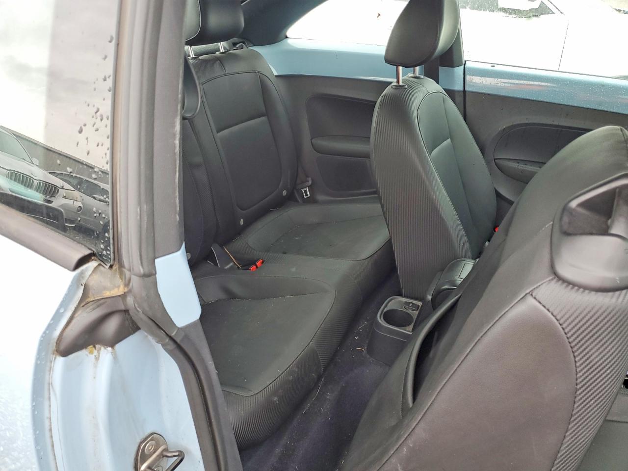2014 Volkswagen Beetle Blue vin: 3VWJP7AT5EM615758