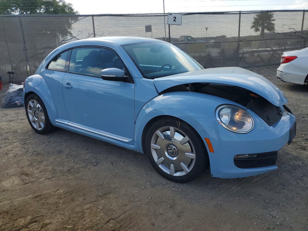 2012 Volkswagen Beetle Синий vin: 3VWJP7AT6CM603728