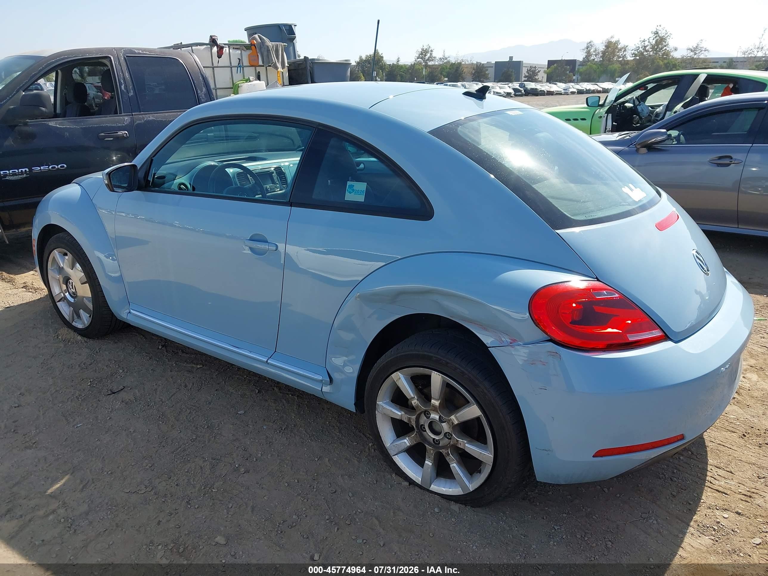 2012 Volkswagen Beetle 2.5l Light Blue vin: 3VWJP7AT6CM650080