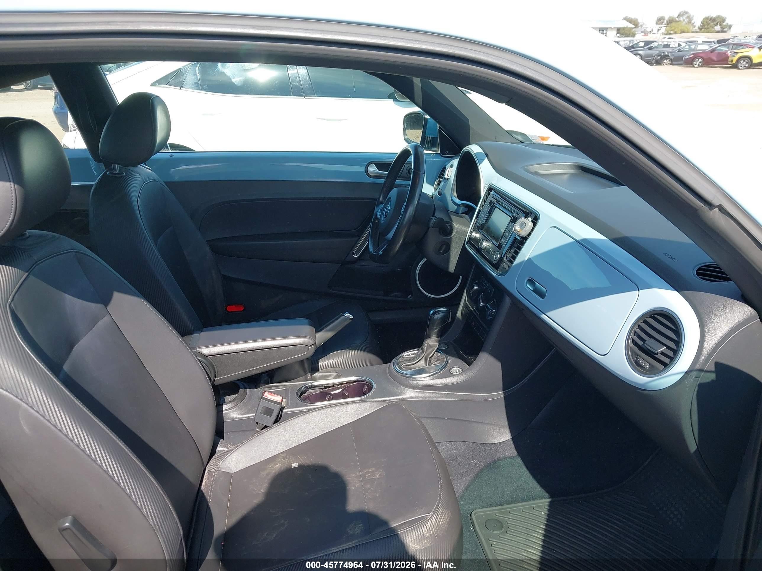 2012 Volkswagen Beetle 2.5l Light Blue vin: 3VWJP7AT6CM650080