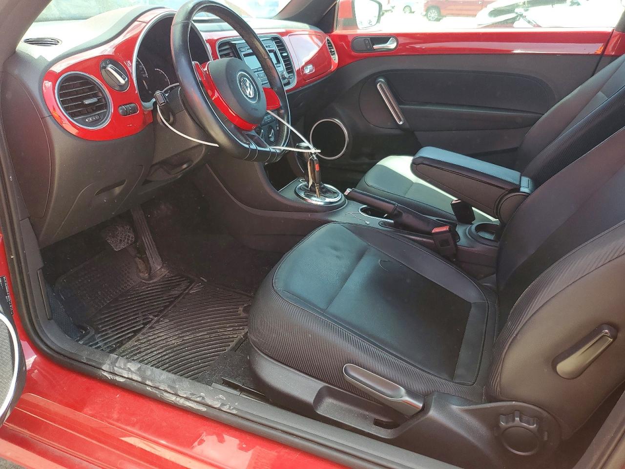 2013 Volkswagen Beetle Red vin: 3VWJP7AT6DM671948