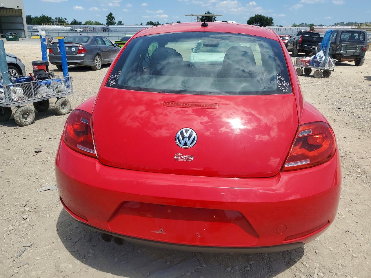 2013 Volkswagen Beetle Red vin: 3VWJP7AT6DM671948