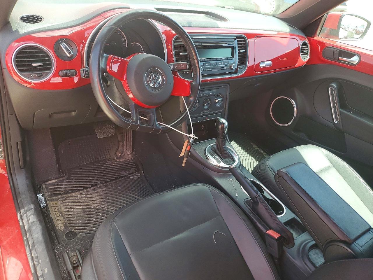 2013 Volkswagen Beetle Red vin: 3VWJP7AT6DM671948