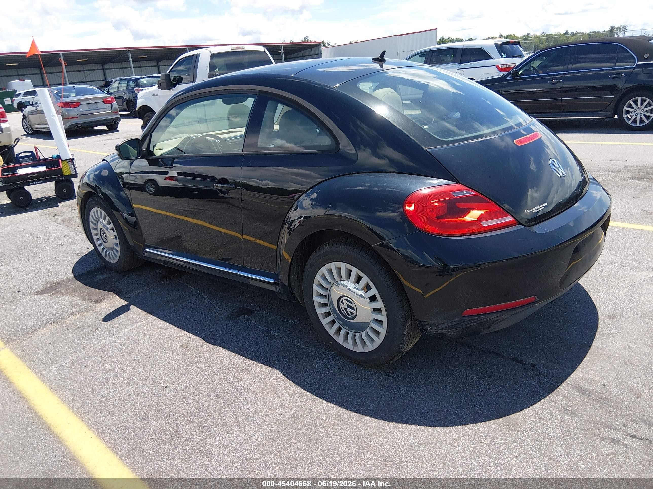 2013 Volkswagen Beetle 2.5l Black vin: 3VWJP7AT6DM683517