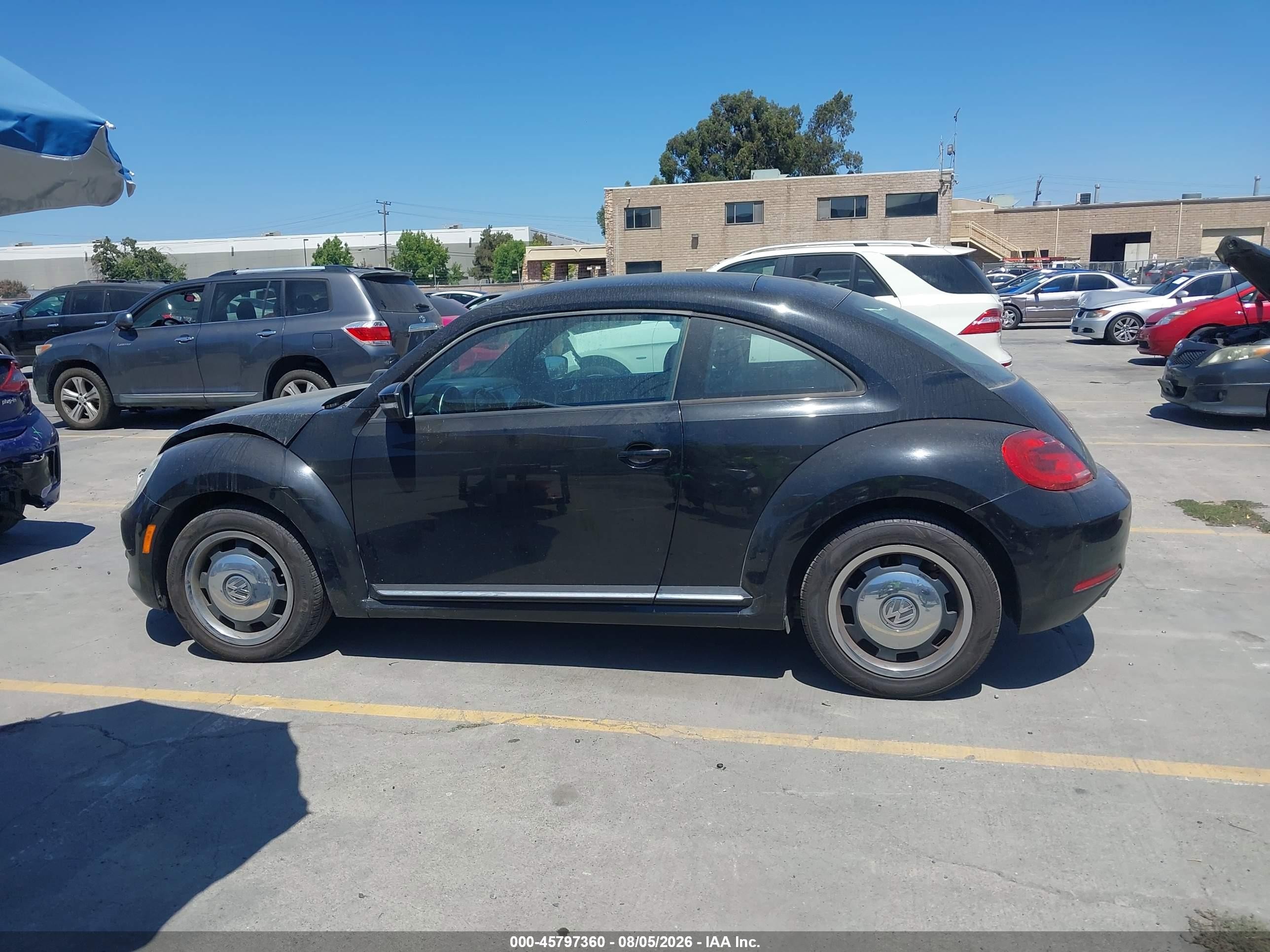 2012 Volkswagen Beetle 2.5l Black vin: 3VWJP7AT7CM632476
