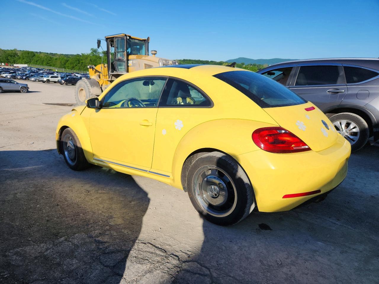2012 Volkswagen Beetle Yellow vin: 3VWJP7AT7CM645096