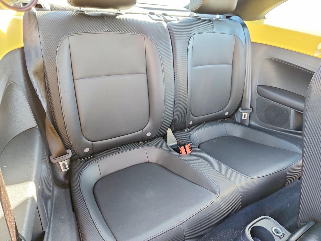 2012 Volkswagen Beetle Yellow vin: 3VWJP7AT7CM645096