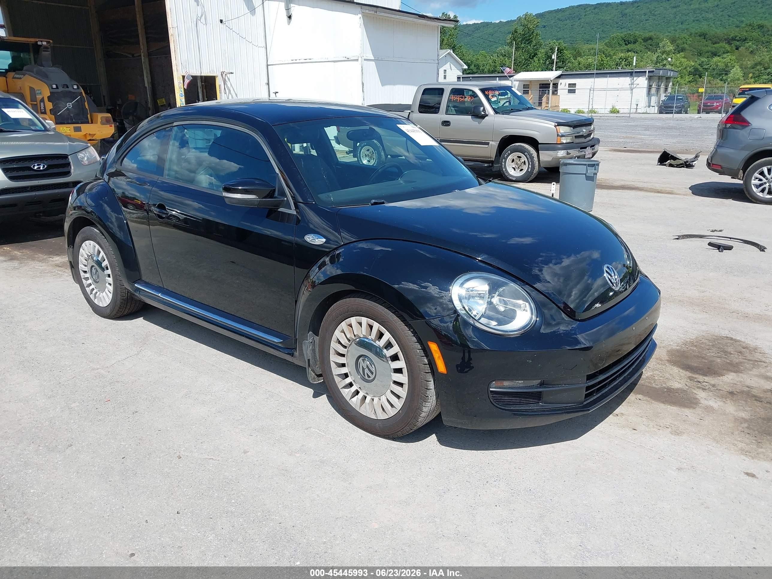 2013 Volkswagen Beetle 2.5l/2.5l Fender Edition Black vin: 3VWJP7AT7DM690458