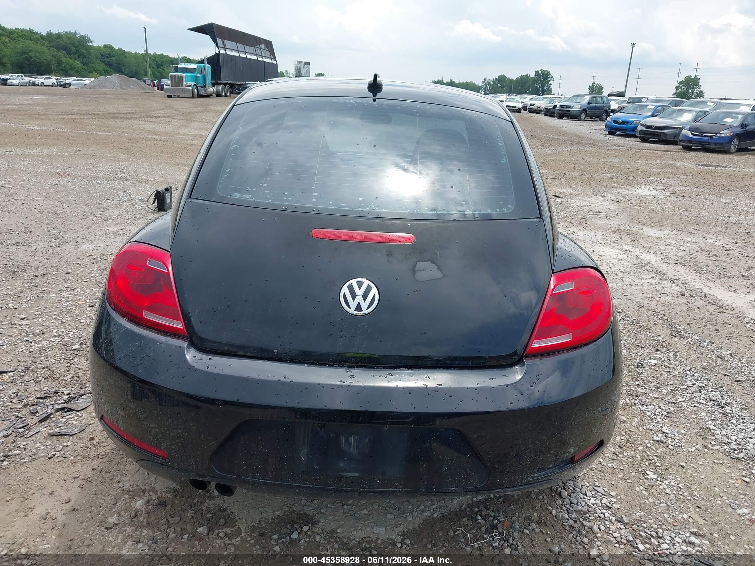 2014 Volkswagen Beetle 2.5l Black vin: 3VWJP7AT7EM614417