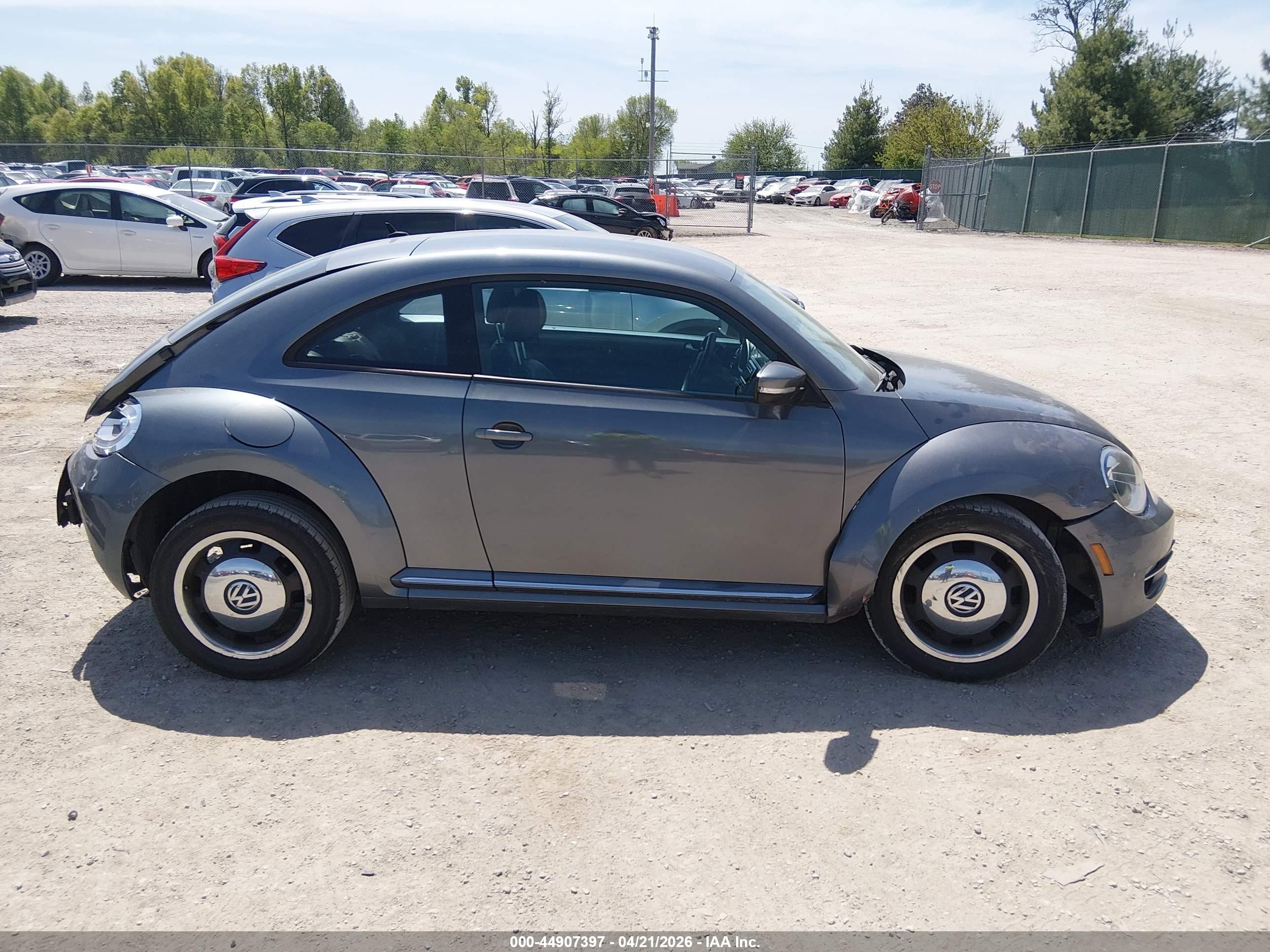 2012 Volkswagen Beetle 2.5l Gray vin: 3VWJP7AT8CM619008