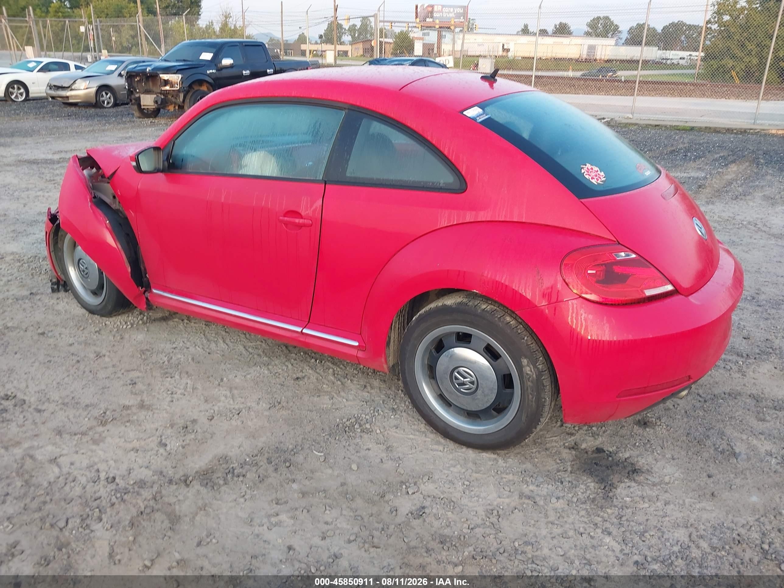 2012 Volkswagen Beetle 2.5l Red vin: 3VWJP7AT8CM646189