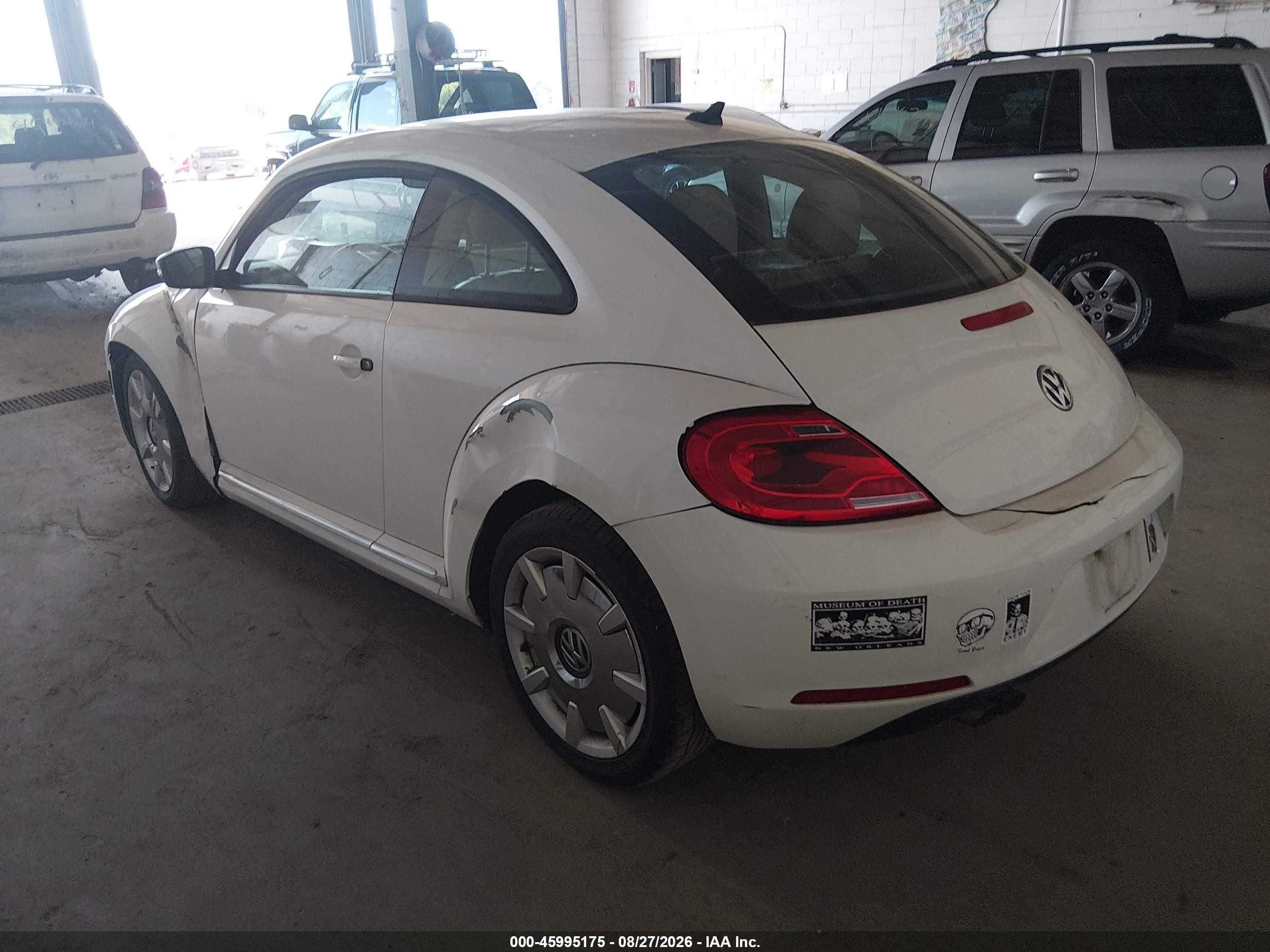 2012 Volkswagen Beetle 2.5l White vin: 3VWJP7AT8CM659380
