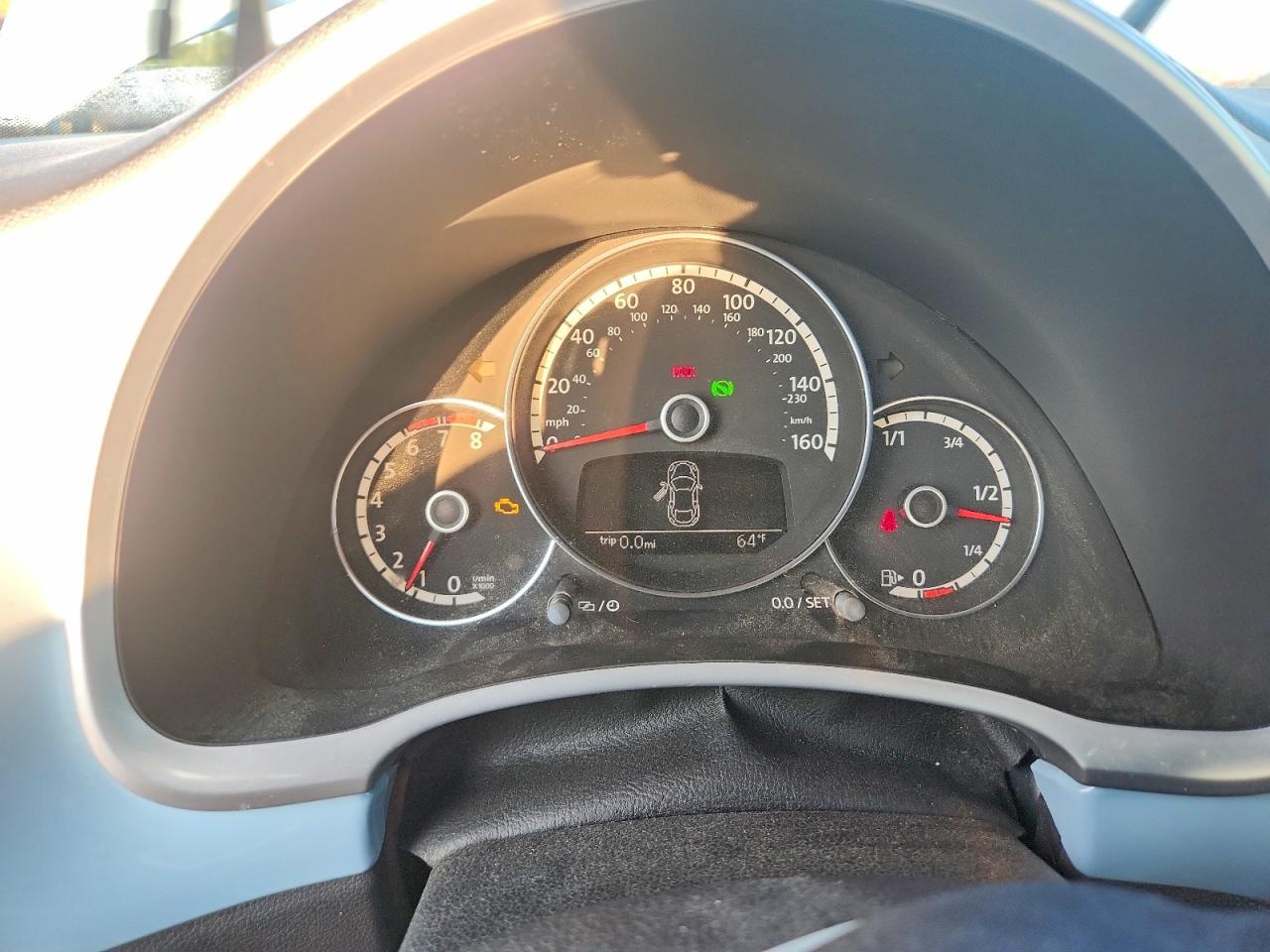 2013 Volkswagen Beetle Blue vin: 3VWJP7AT8DM673832