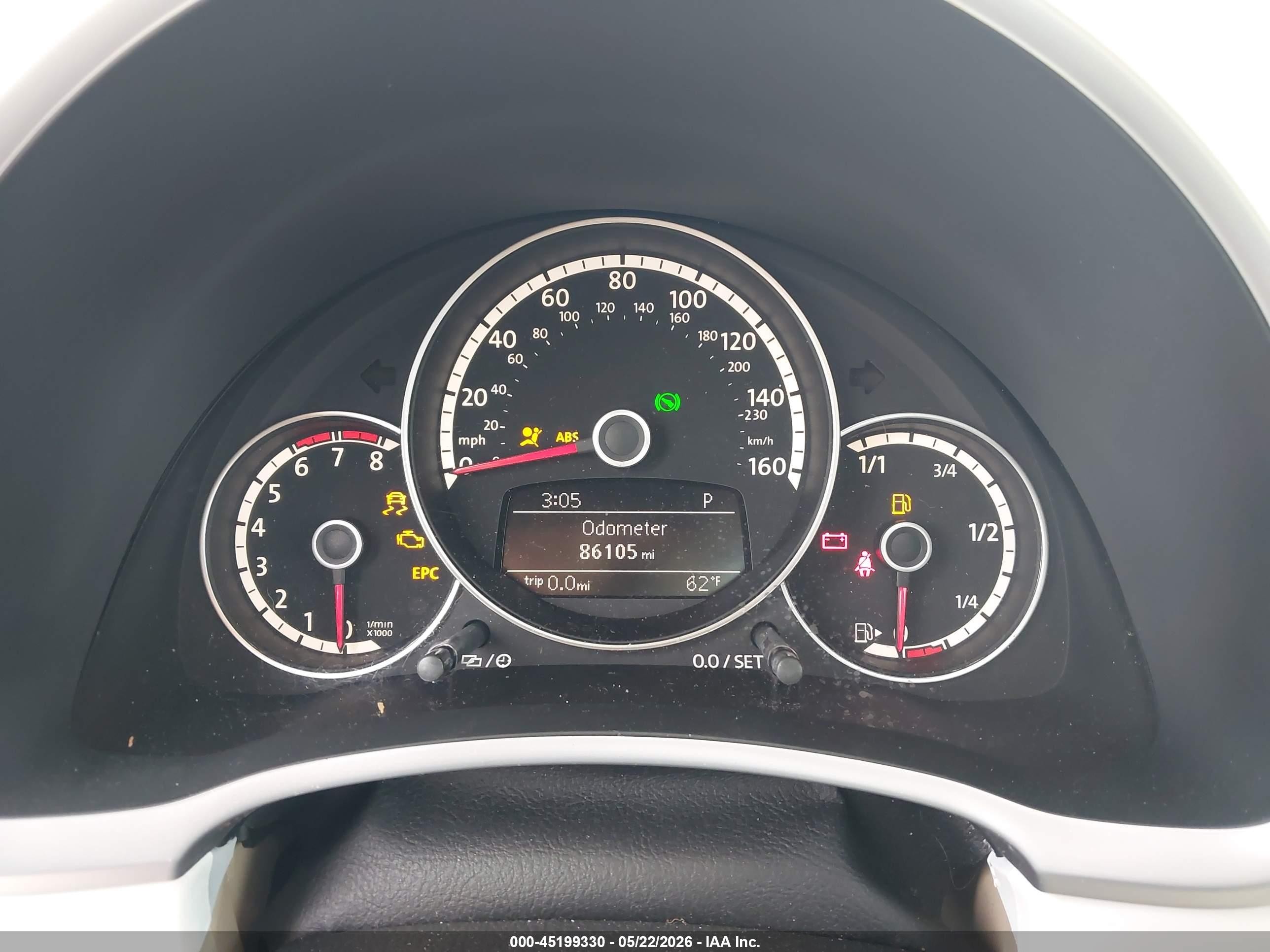 2013 Volkswagen Beetle 2.5l White vin: 3VWJP7AT9DM619889