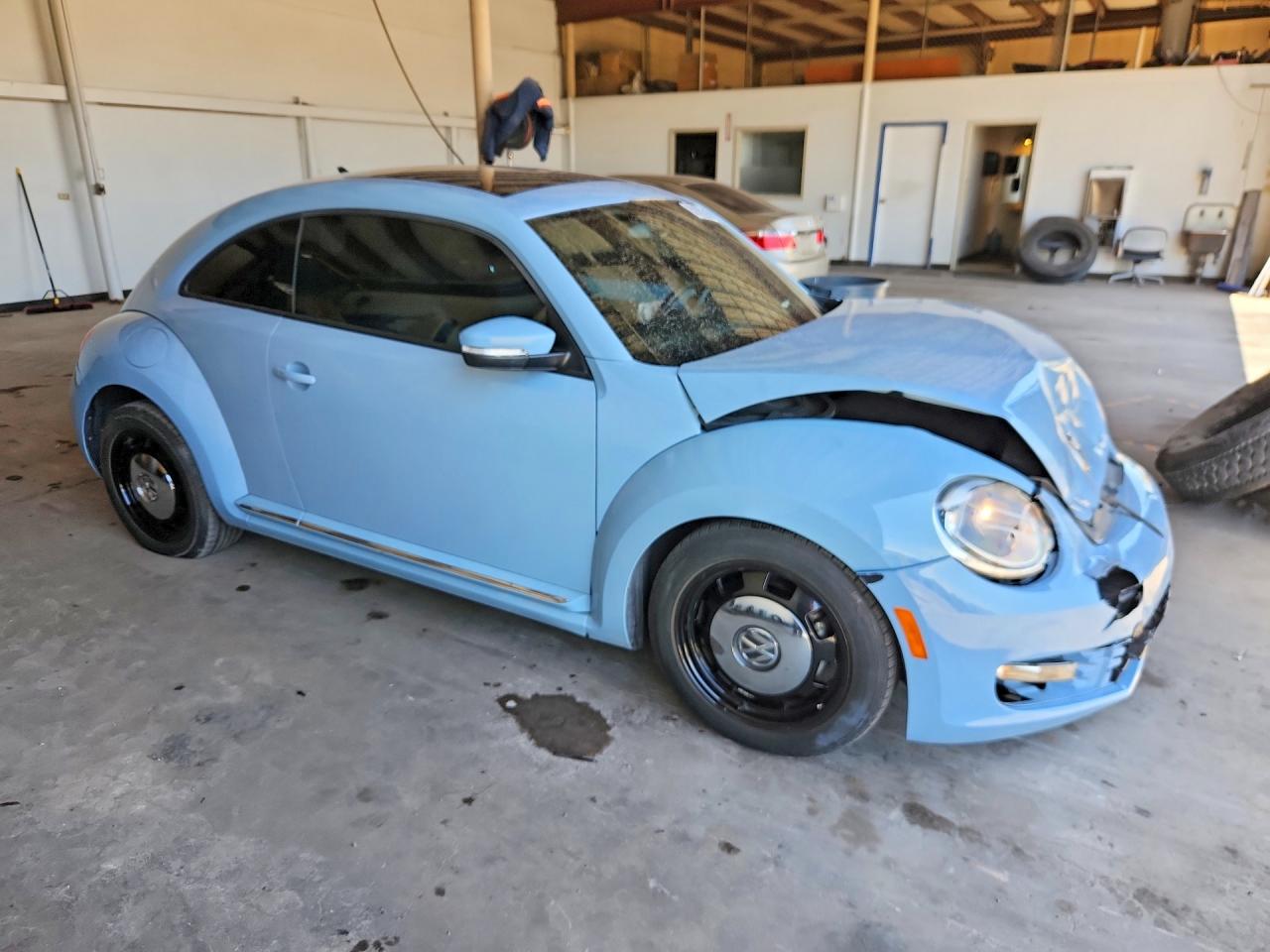 2013 Volkswagen Beetle Turquoise vin: 3VWJP7AT9DM623201