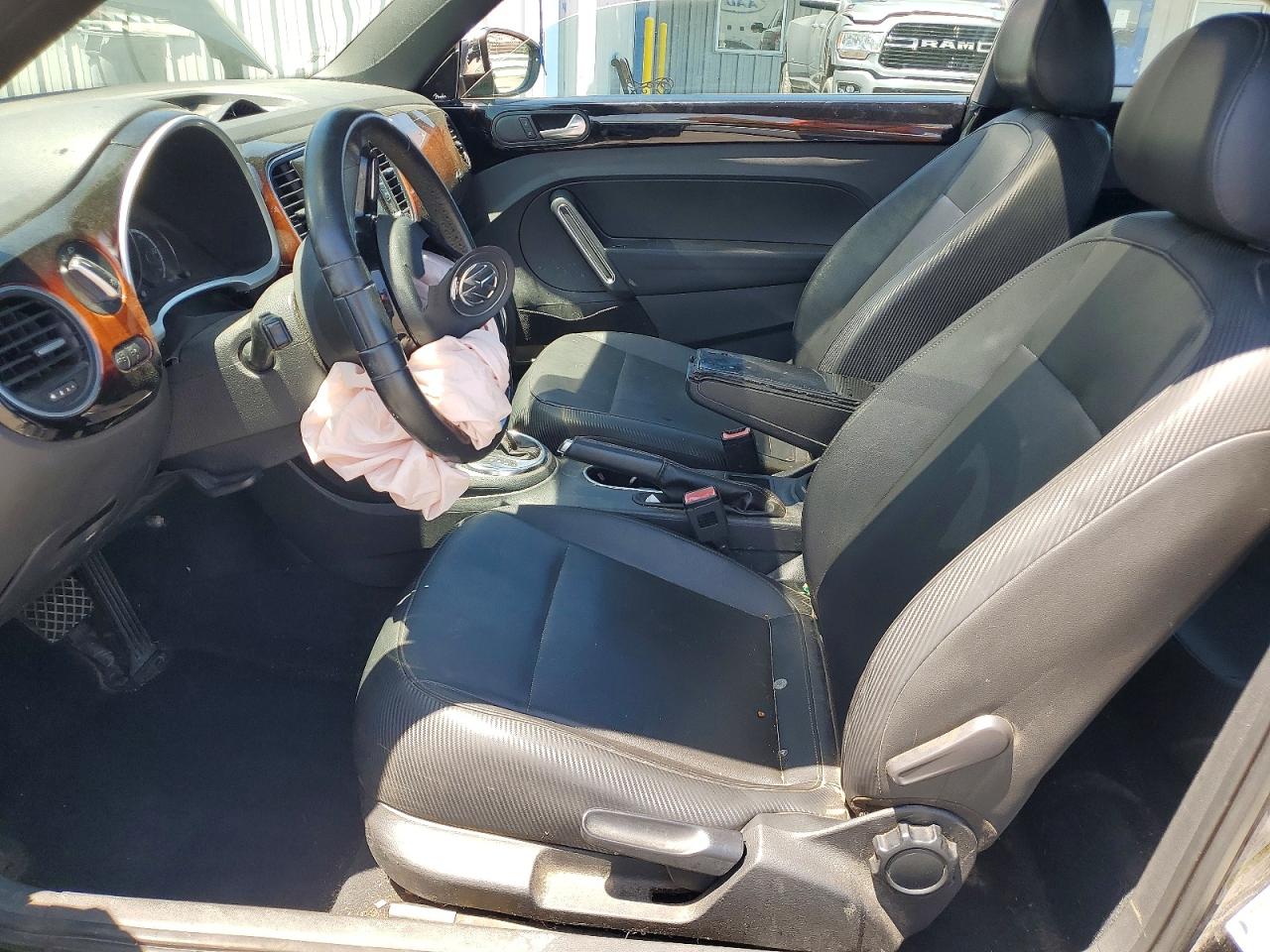 2013 Volkswagen Beetle Black vin: 3VWJP7AT9DM647725