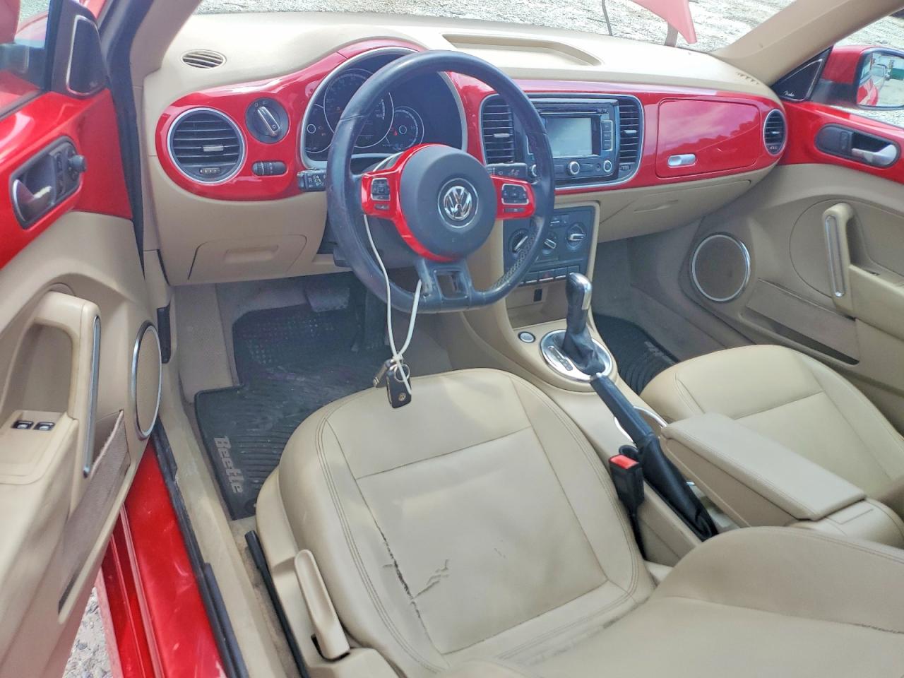 2013 Volkswagen Beetle Red vin: 3VWJP7AT9DM686394
