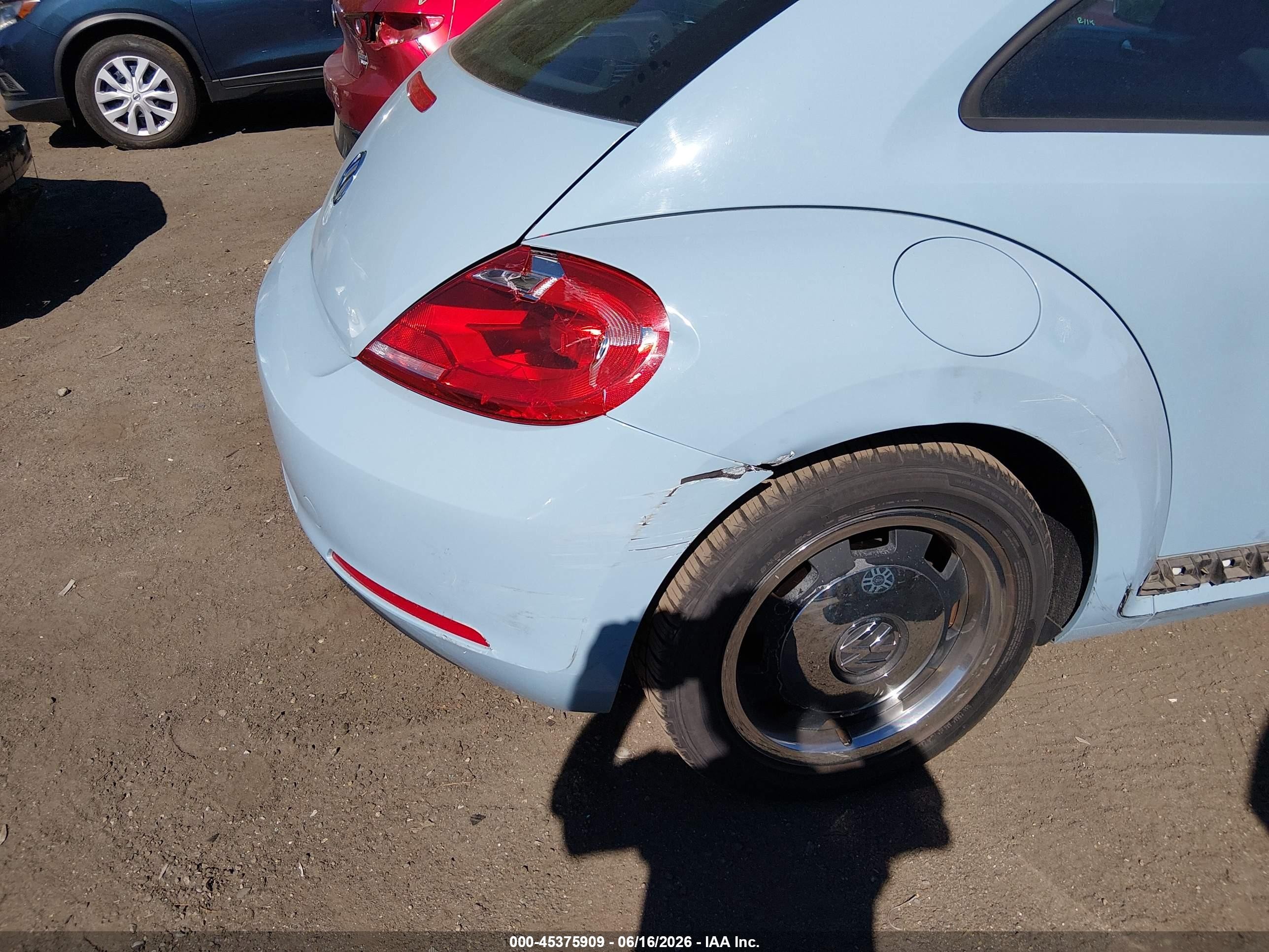 2012 Volkswagen Beetle 2.5l Light Blue vin: 3VWJP7ATXCM613520