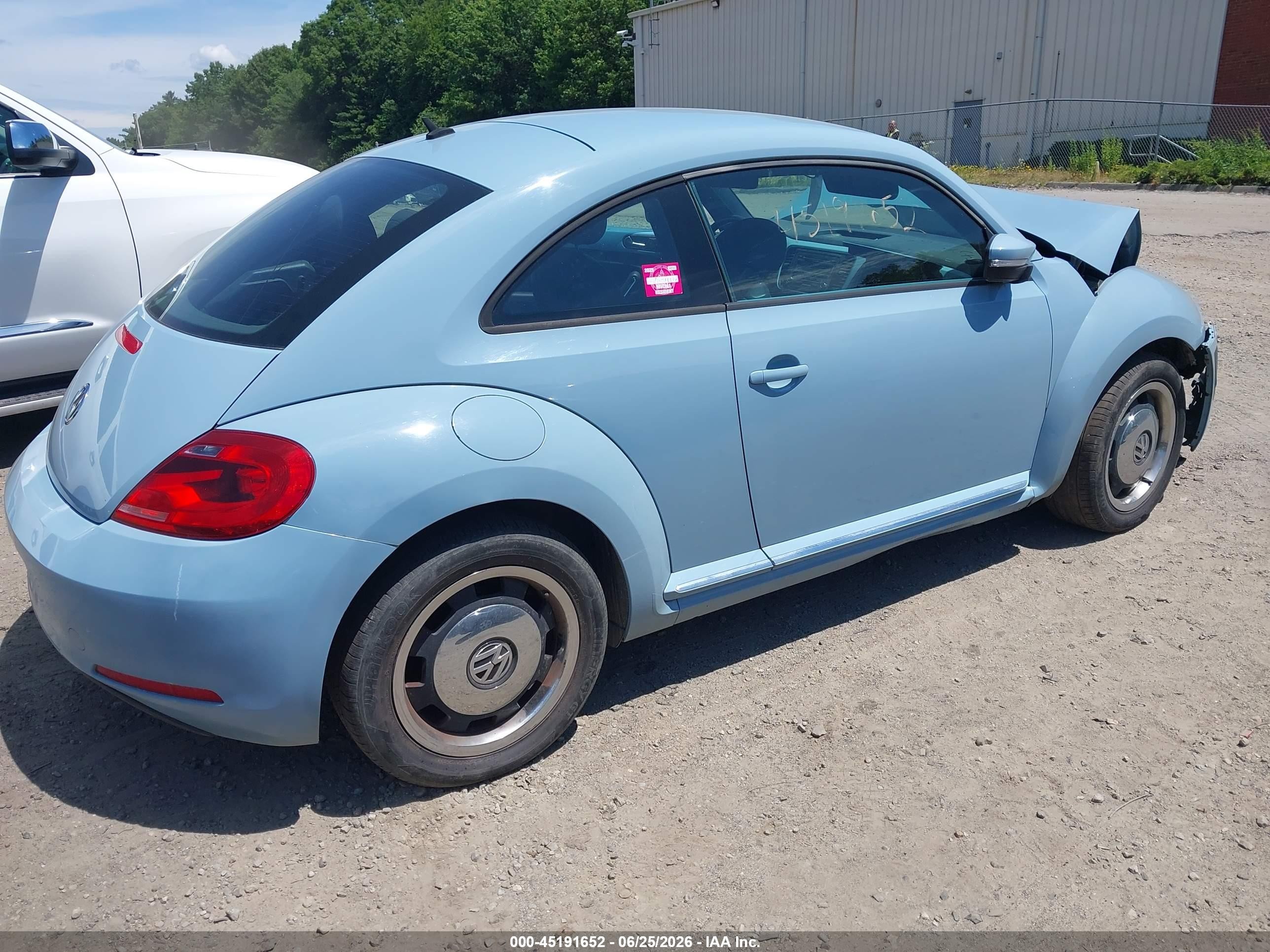 2012 Volkswagen Beetle 2.5l Blue vin: 3VWJP7ATXCM624503