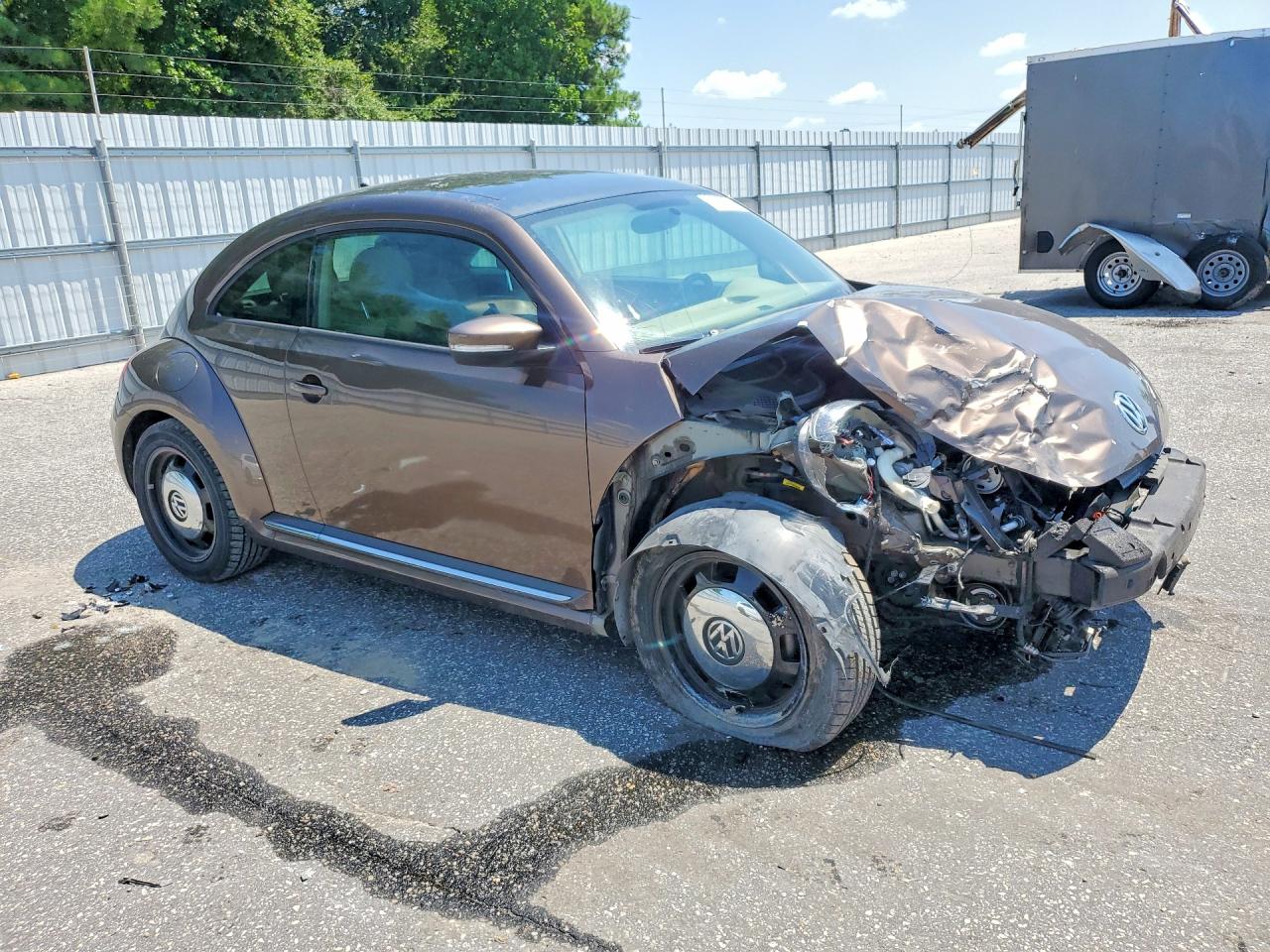 2013 Volkswagen Beetle Gray vin: 3VWJP7ATXDM618301