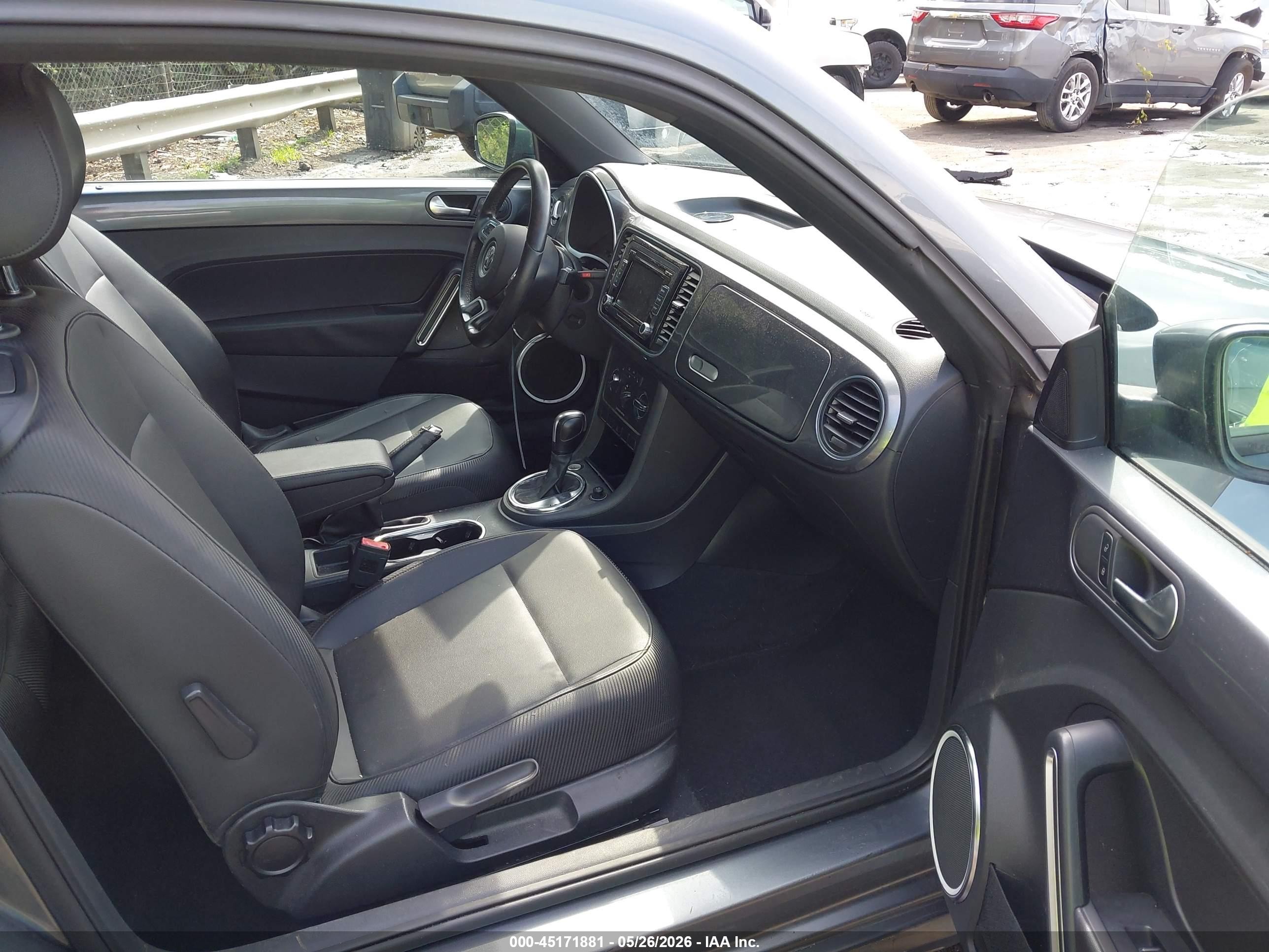 2013 Volkswagen Beetle 2.5l Gray vin: 3VWJP7ATXDM662847