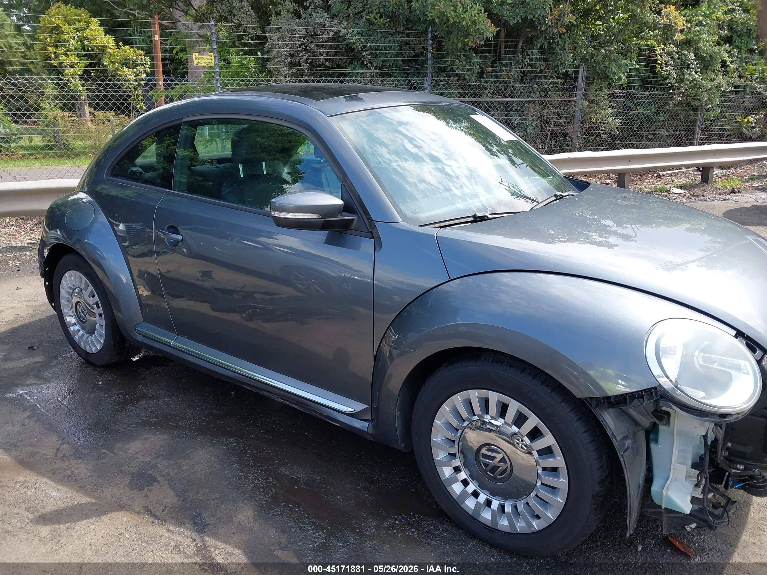 2013 Volkswagen Beetle 2.5l Gray vin: 3VWJP7ATXDM662847