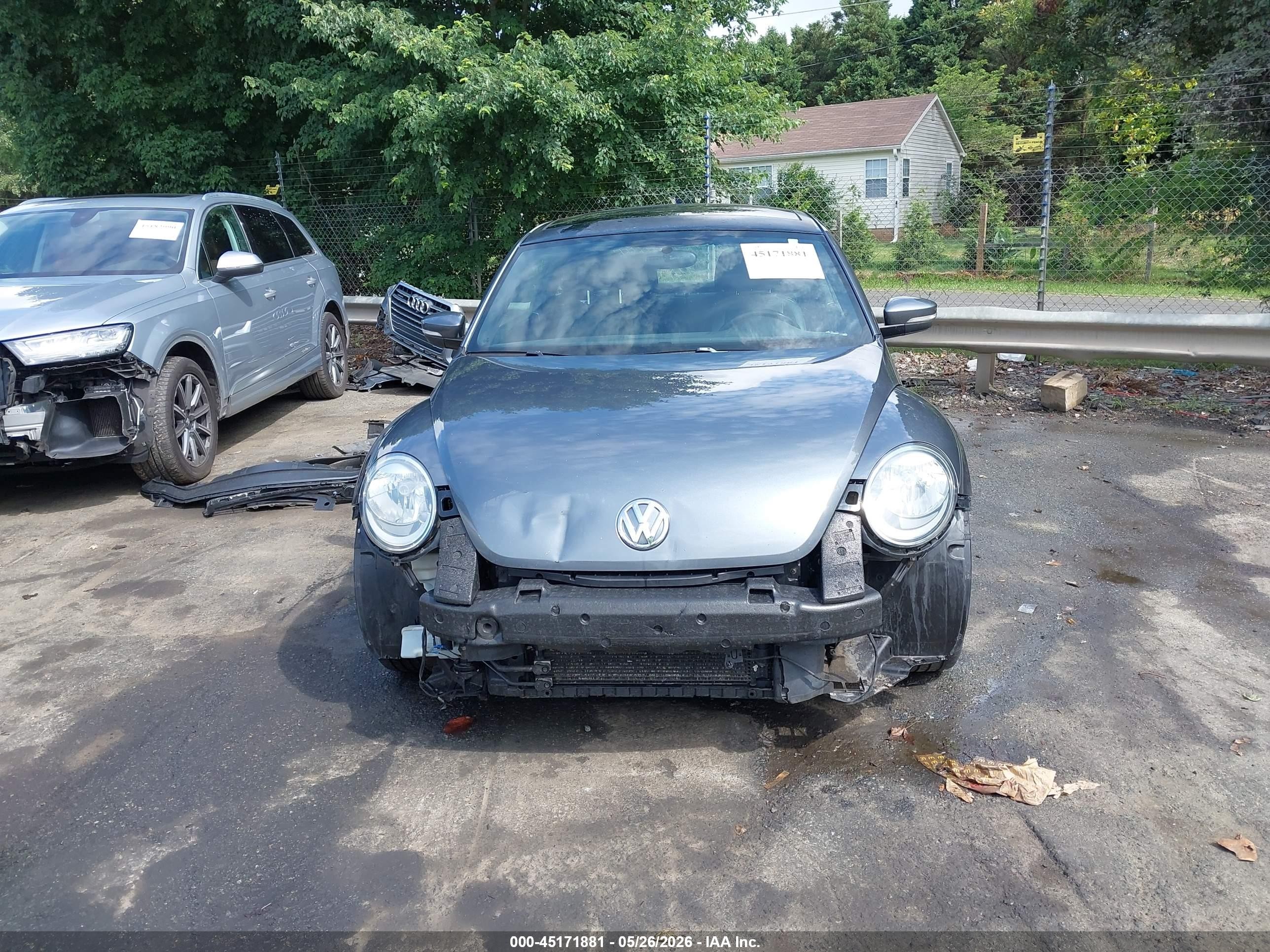 2013 Volkswagen Beetle 2.5l Gray vin: 3VWJP7ATXDM662847