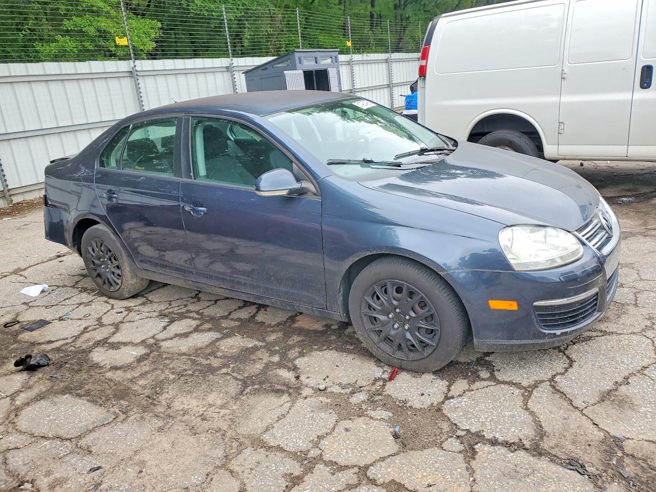 2010 Volkswagen Jetta S Blue vin: 3VWJX7AJ2AM022402