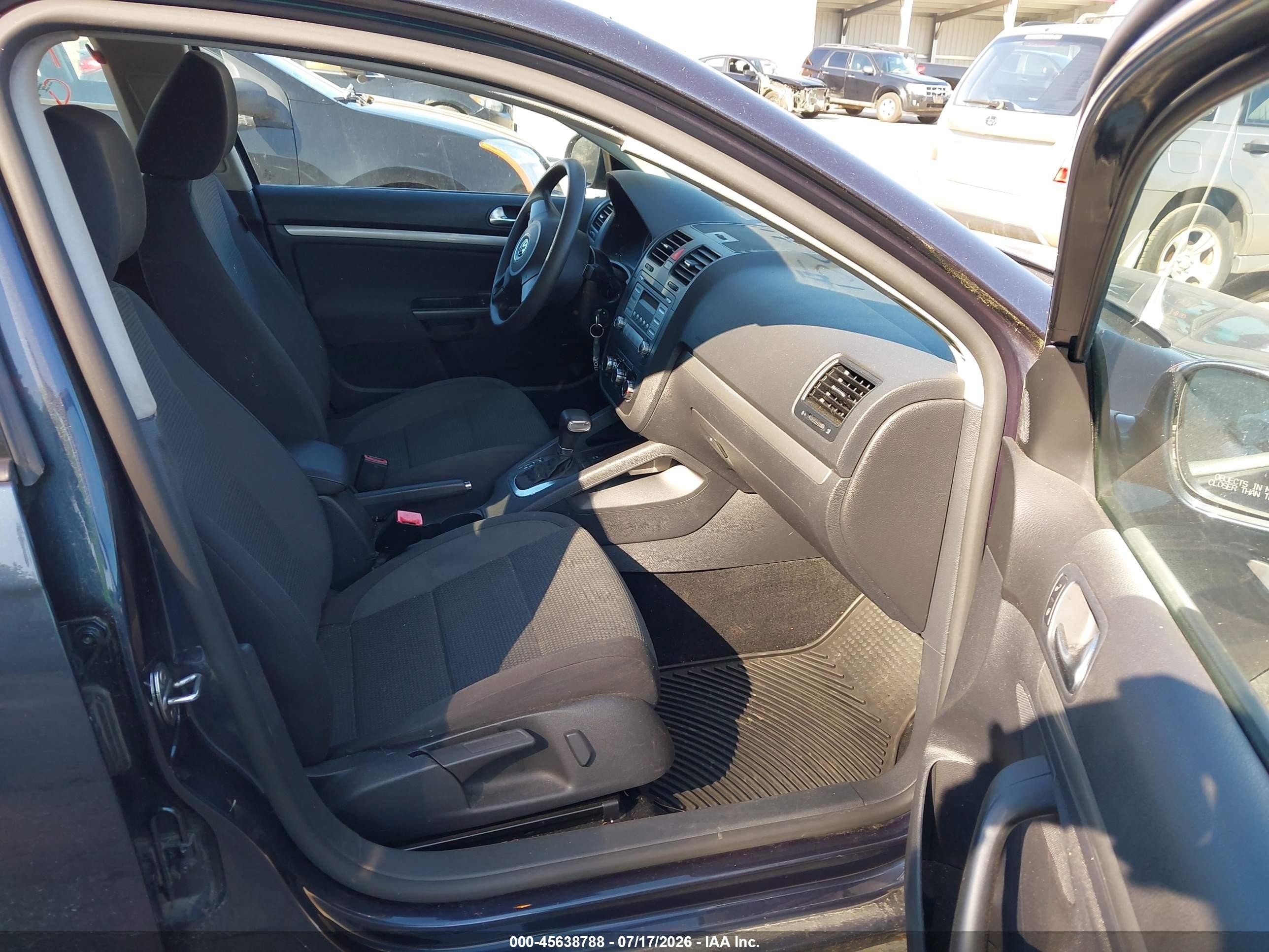 2010 Volkswagen Jetta S Blue vin: 3VWJX7AJ5AM004802