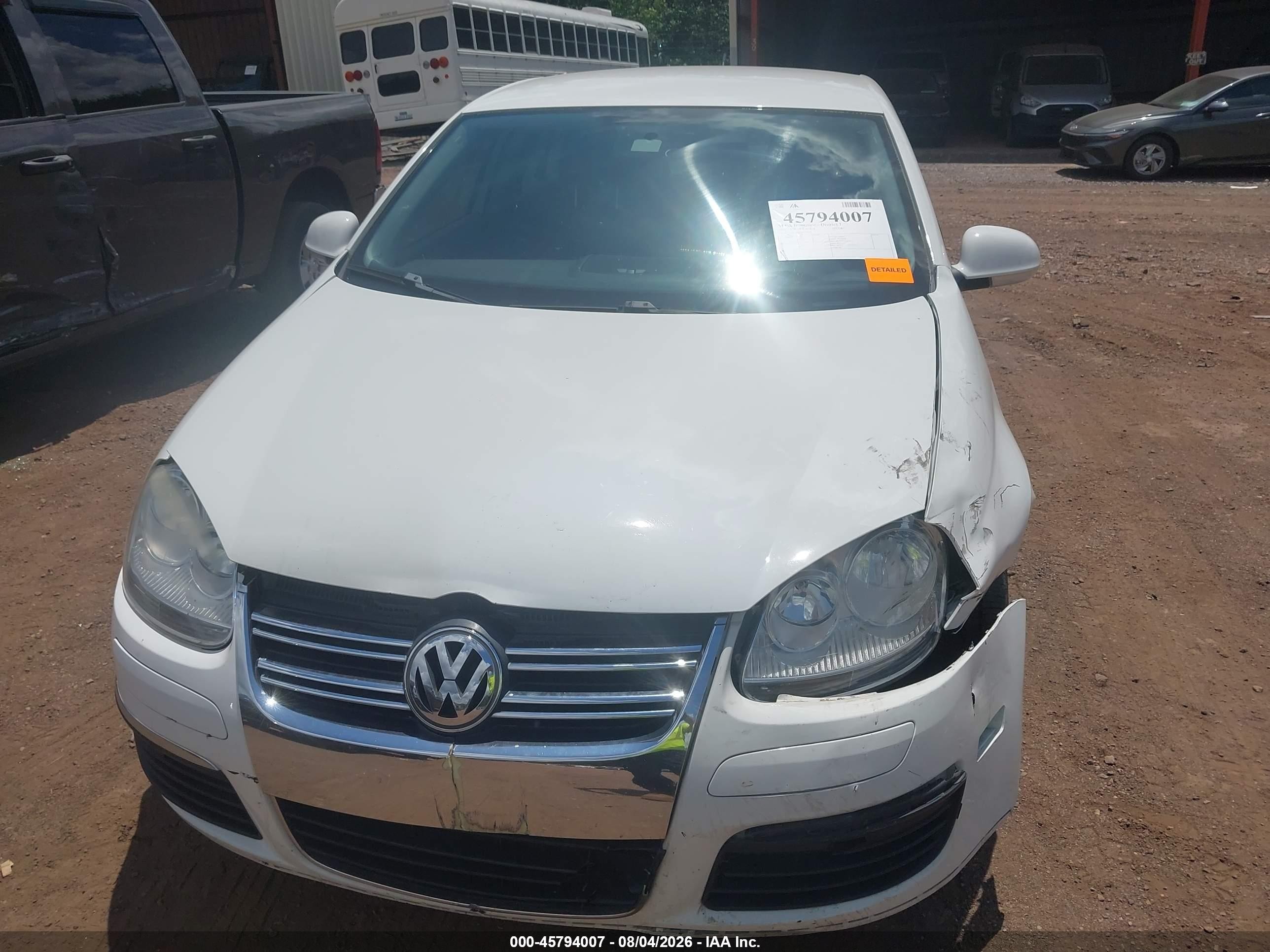 2010 Volkswagen Jetta S White vin: 3VWJX7AJ8AM053055