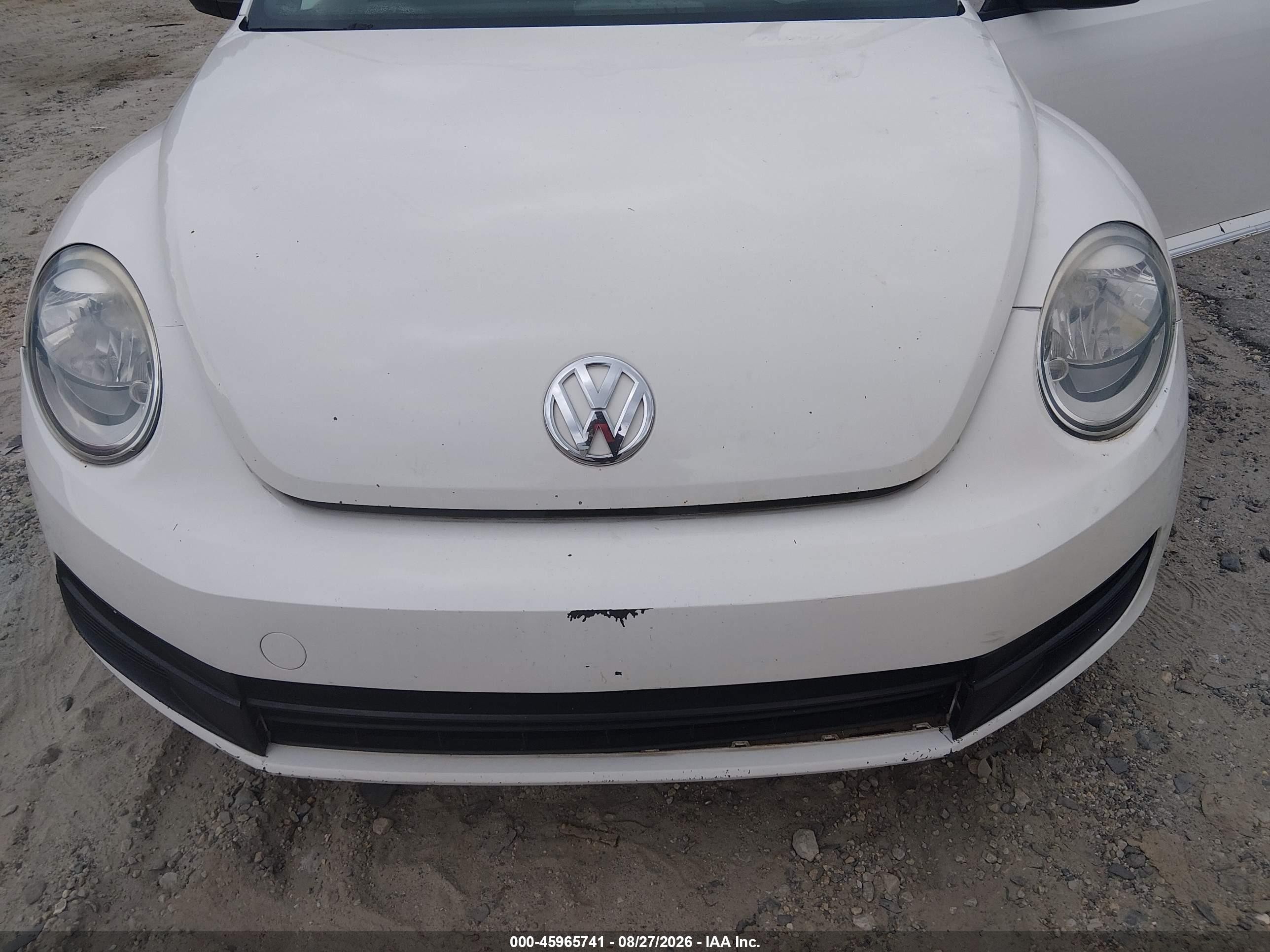 2012 Volkswagen Beetle 2.5l White vin: 3VWJX7AT0CM661303