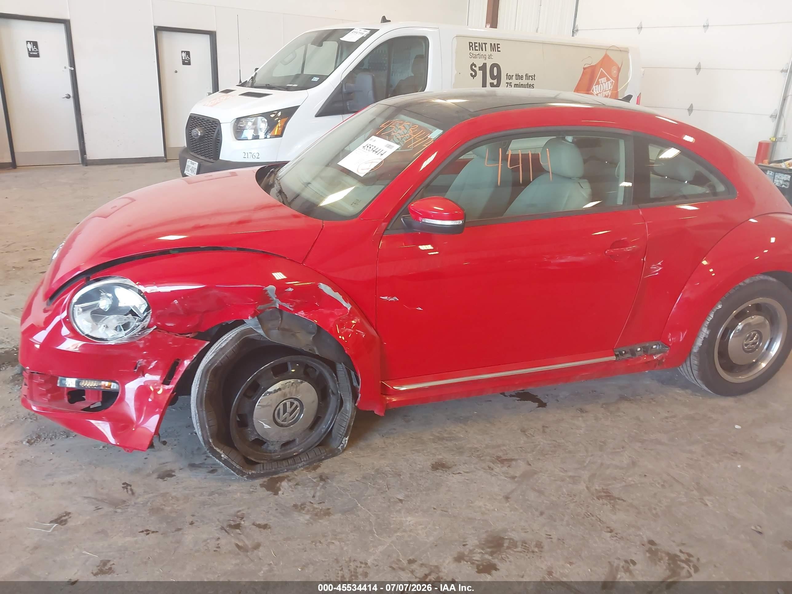 2013 Volkswagen Beetle 2.5l Red vin: 3VWJX7AT0DM614273