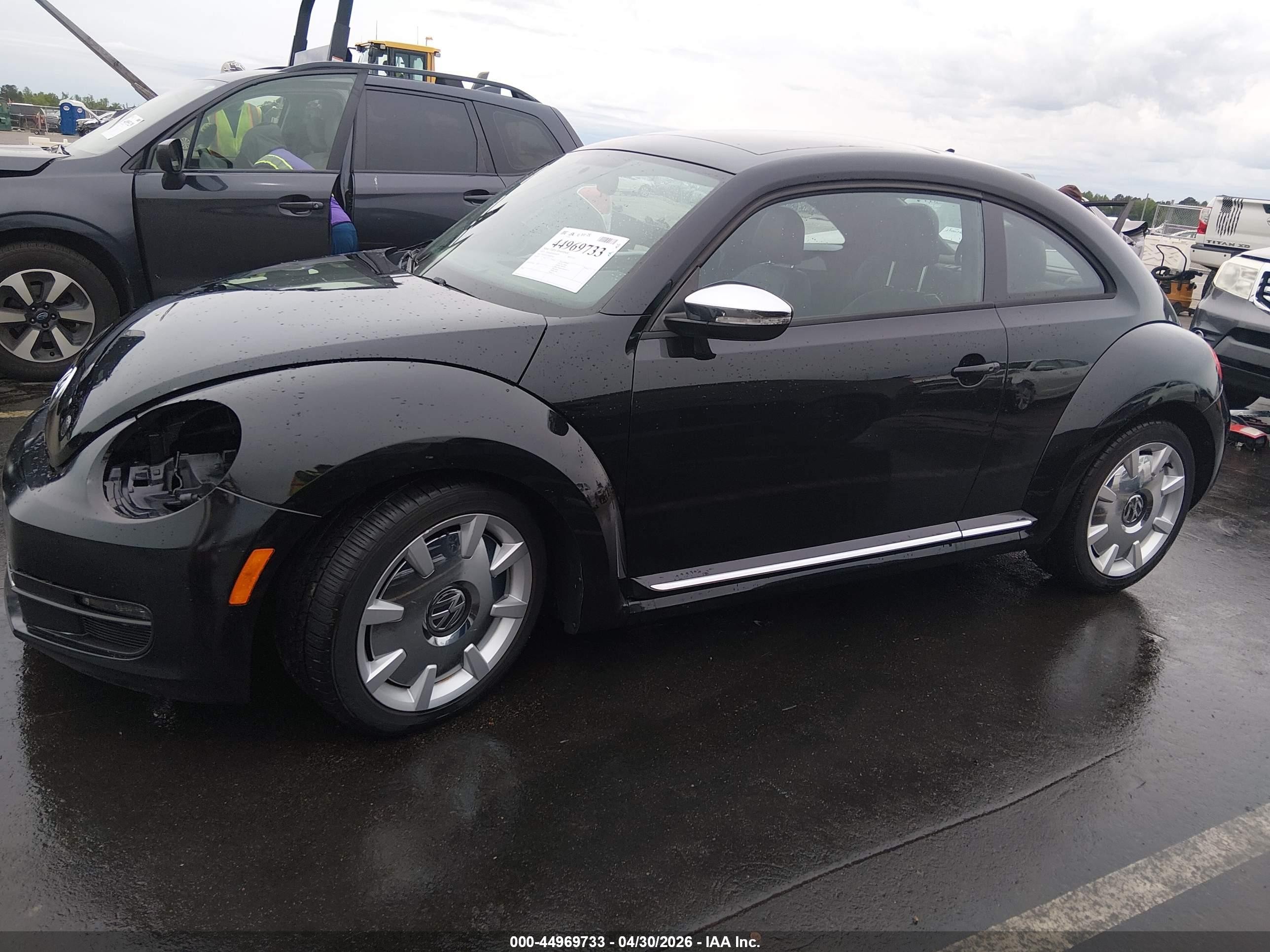 2013 Volkswagen Beetle 2.5l Fender Edition Black vin: 3VWJX7AT0DM679415