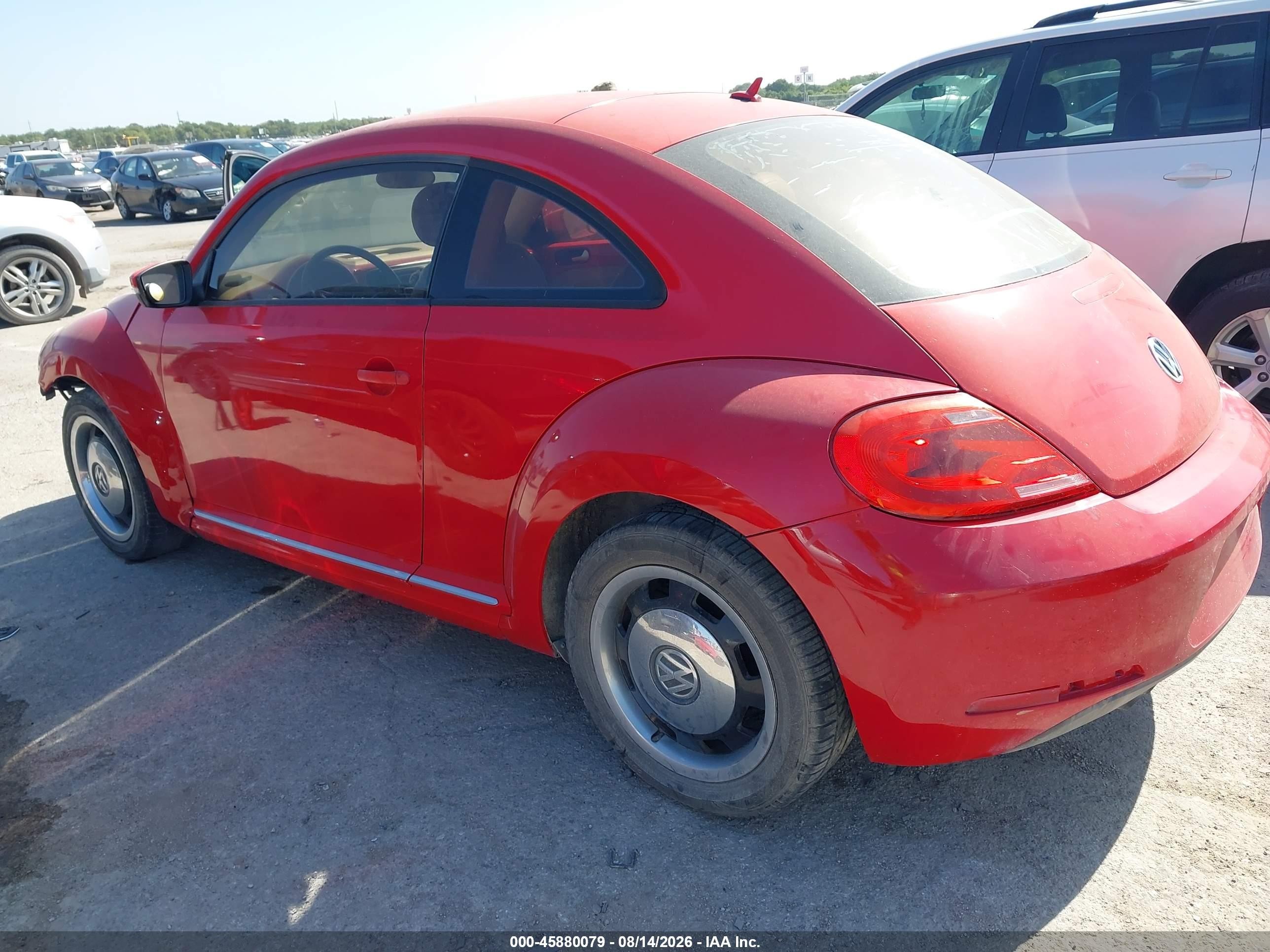 2013 Volkswagen Beetle 2.5l Red vin: 3VWJX7AT1DM647119