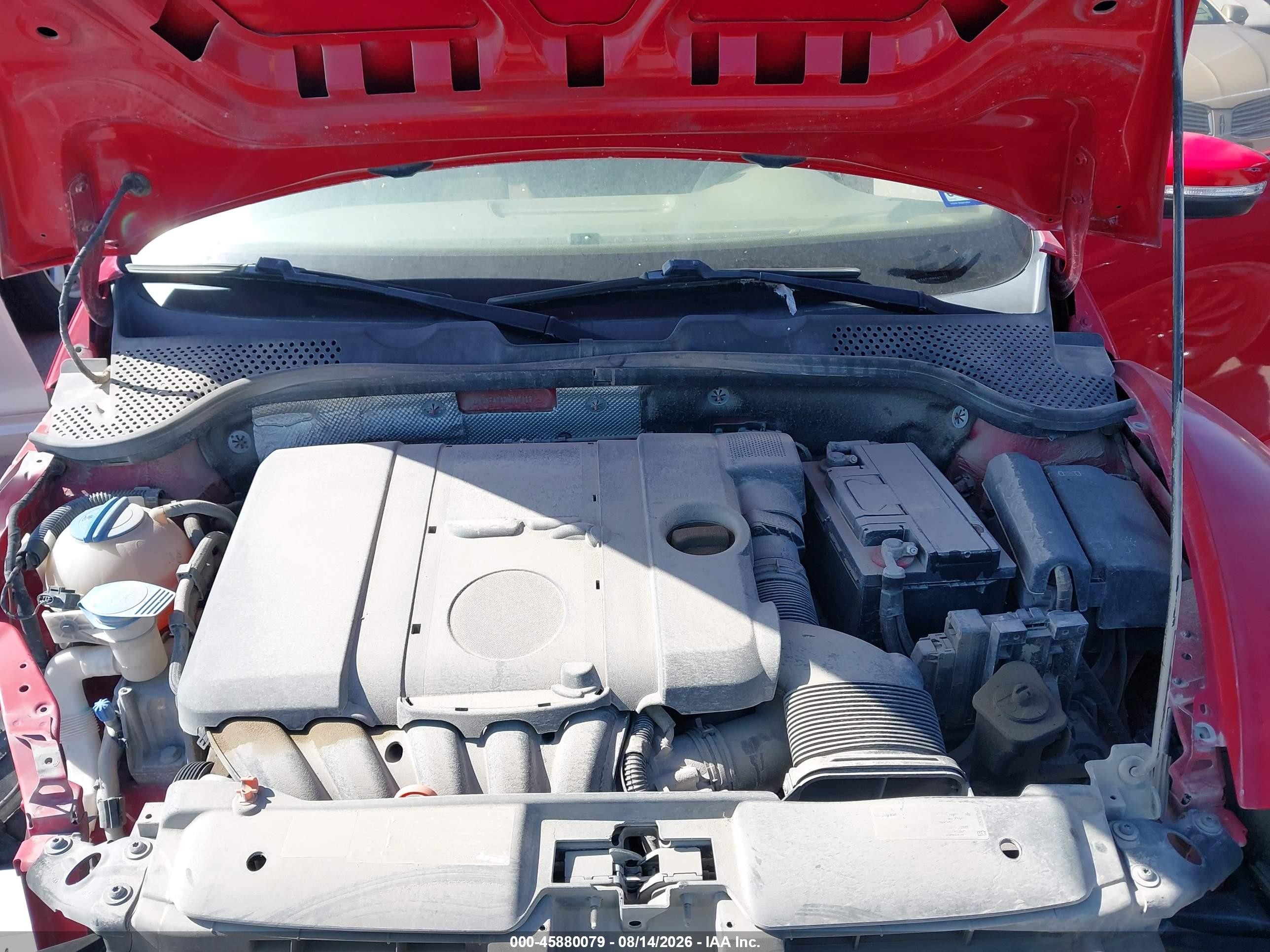 2013 Volkswagen Beetle 2.5l Red vin: 3VWJX7AT1DM647119