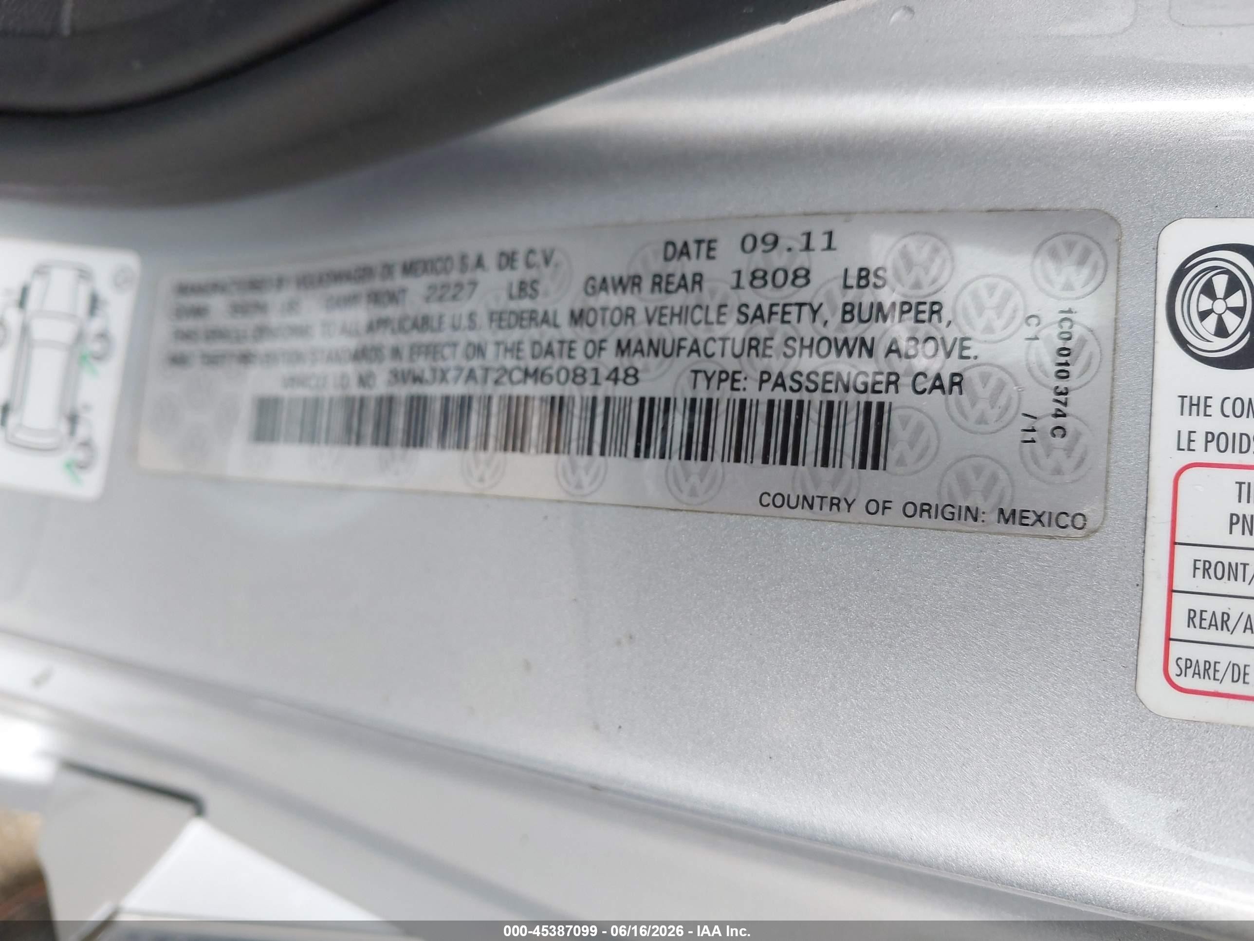 2012 Volkswagen Beetle 2.5l Silver vin: 3VWJX7AT2CM608148
