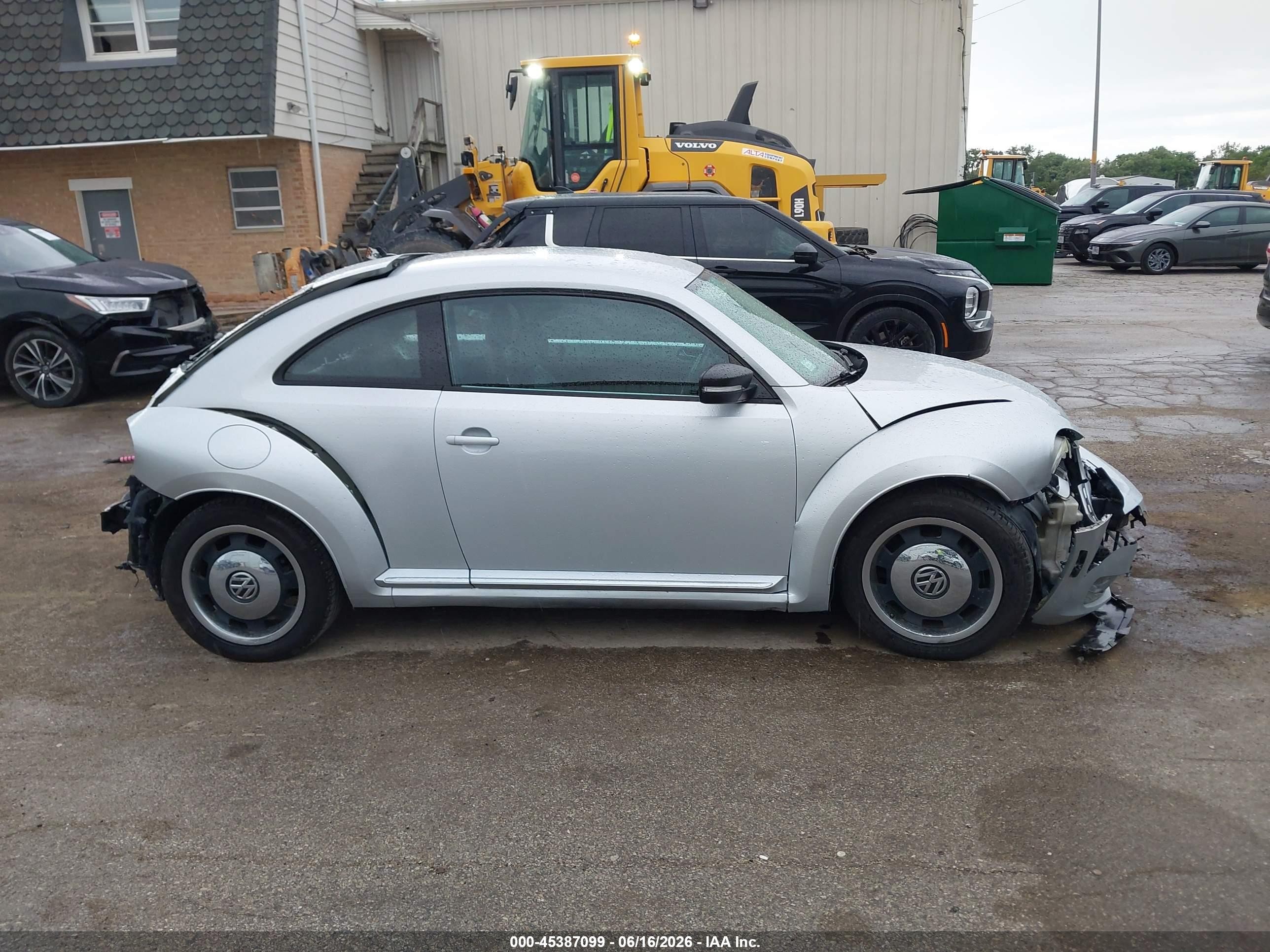 2012 Volkswagen Beetle 2.5l Silver vin: 3VWJX7AT2CM608148