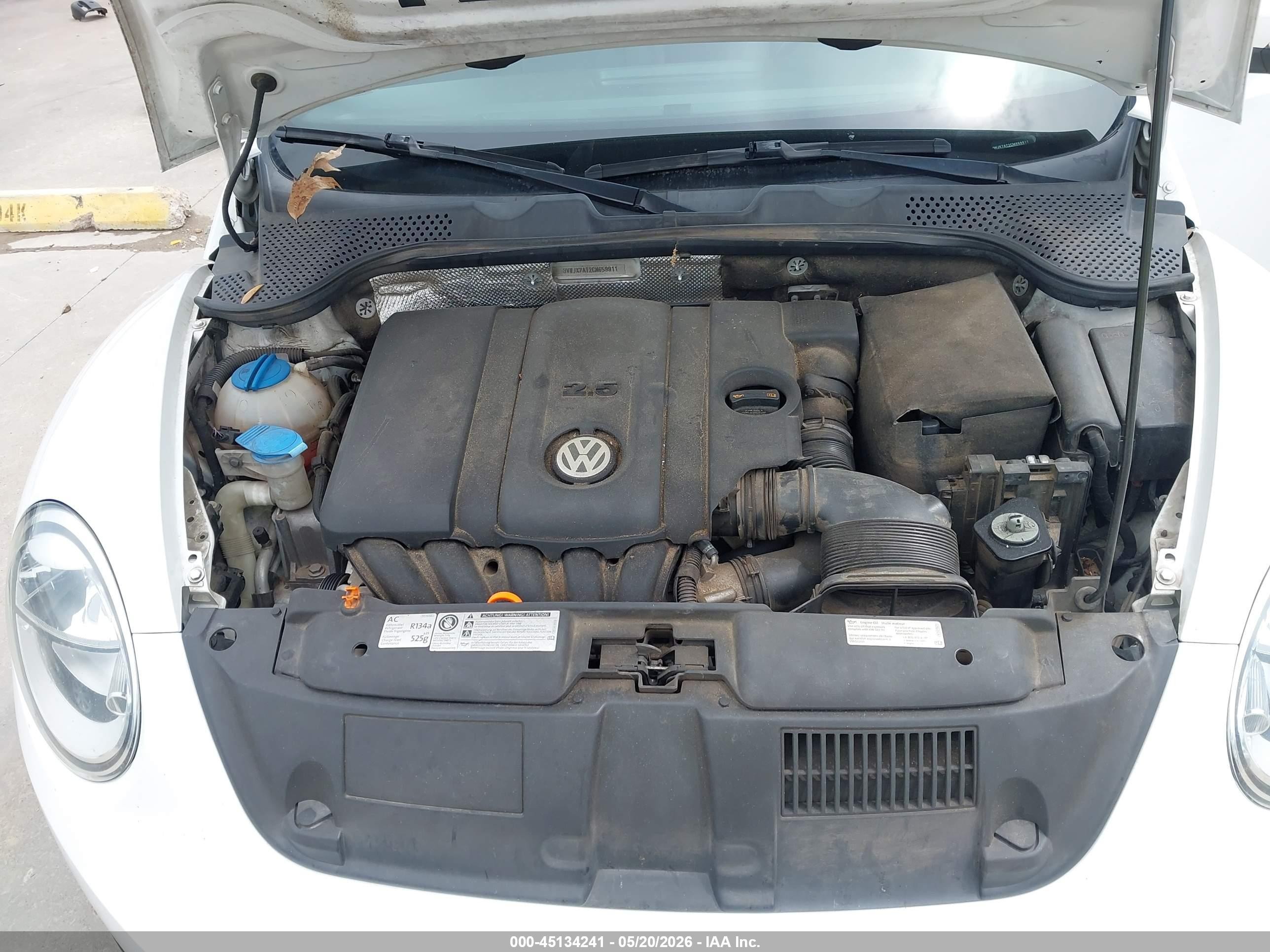 2012 Volkswagen Beetle 2.5l White vin: 3VWJX7AT2CM659911