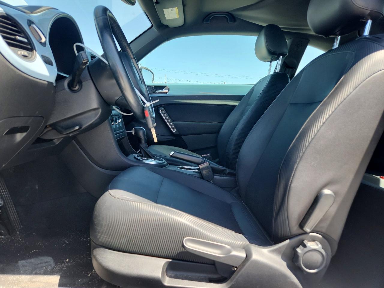 2012 Volkswagen Beetle Blue vin: 3VWJX7AT3CM617179