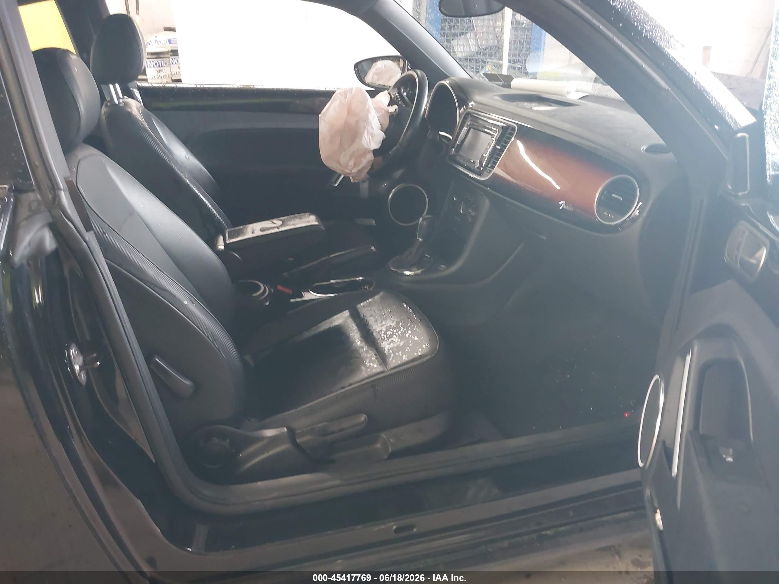 2013 Volkswagen Beetle 2.5l Fender Edition Black vin: 3VWJX7AT3DM654265