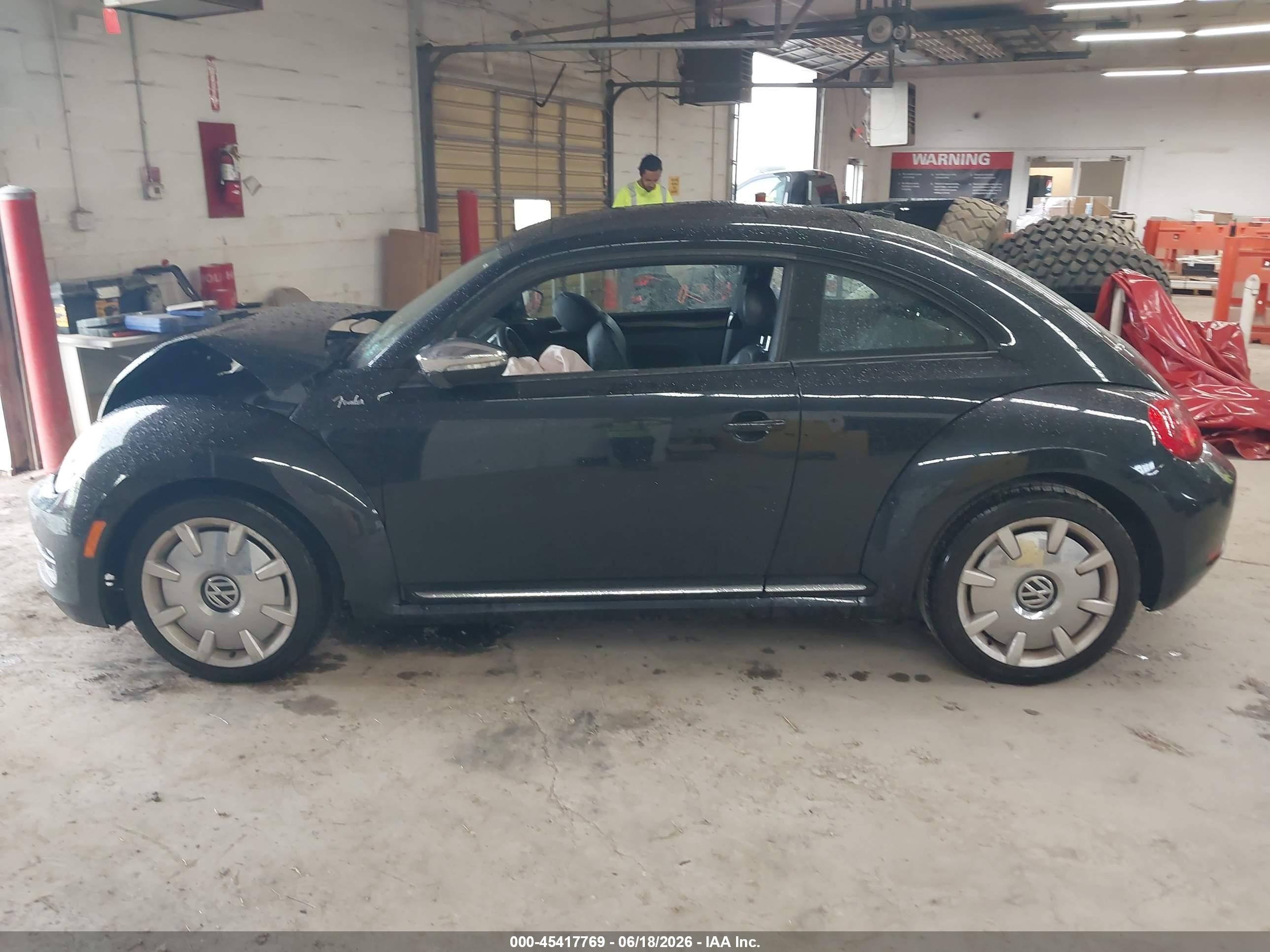 2013 Volkswagen Beetle 2.5l Fender Edition Black vin: 3VWJX7AT3DM654265