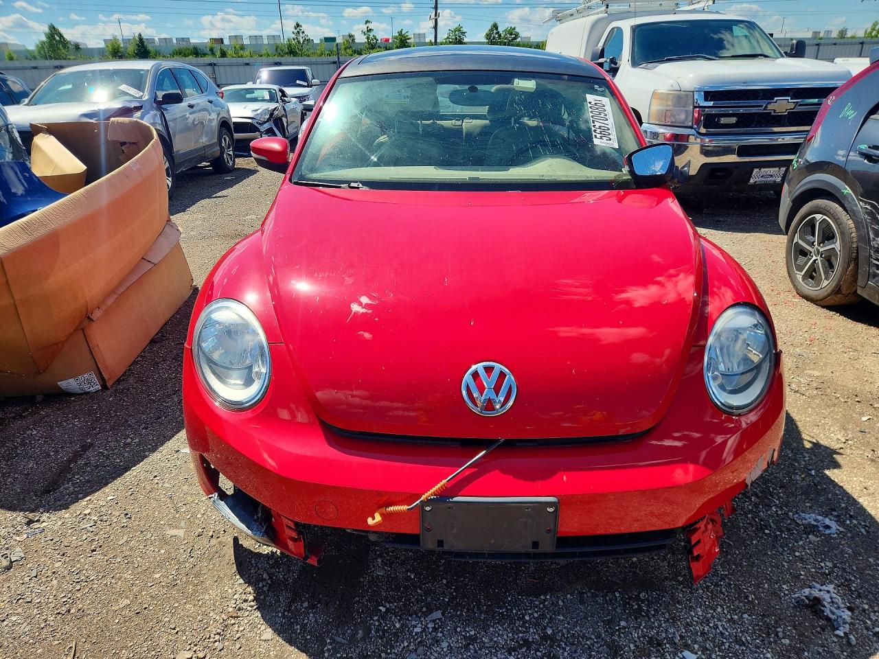 2013 Volkswagen Beetle Red vin: 3VWJX7AT3DM681675