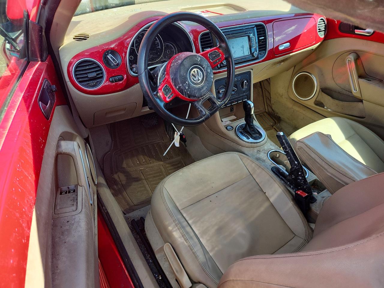 2013 Volkswagen Beetle Red vin: 3VWJX7AT3DM681675