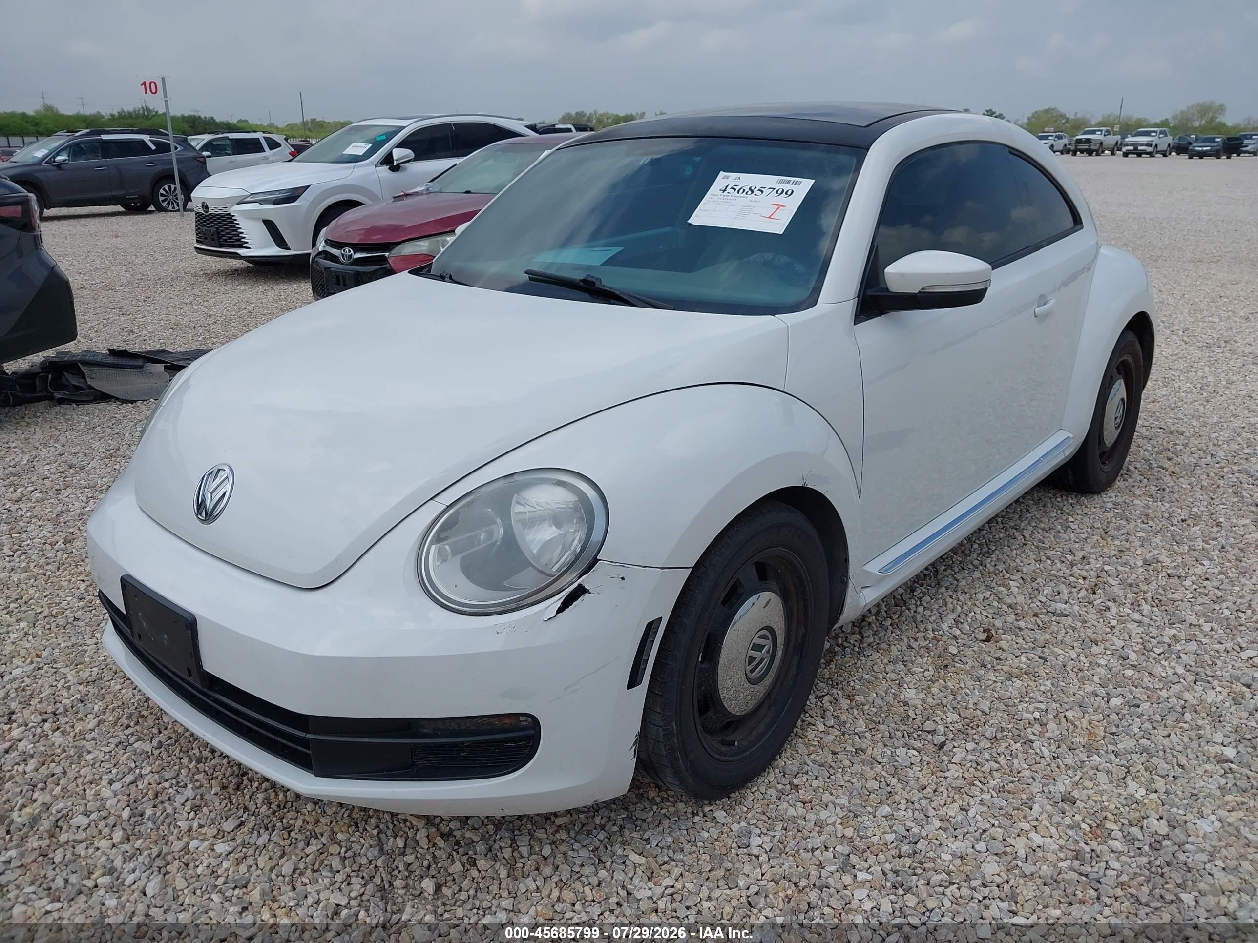 2014 Volkswagen Beetle 2.5l White vin: 3VWJX7AT3EM606136