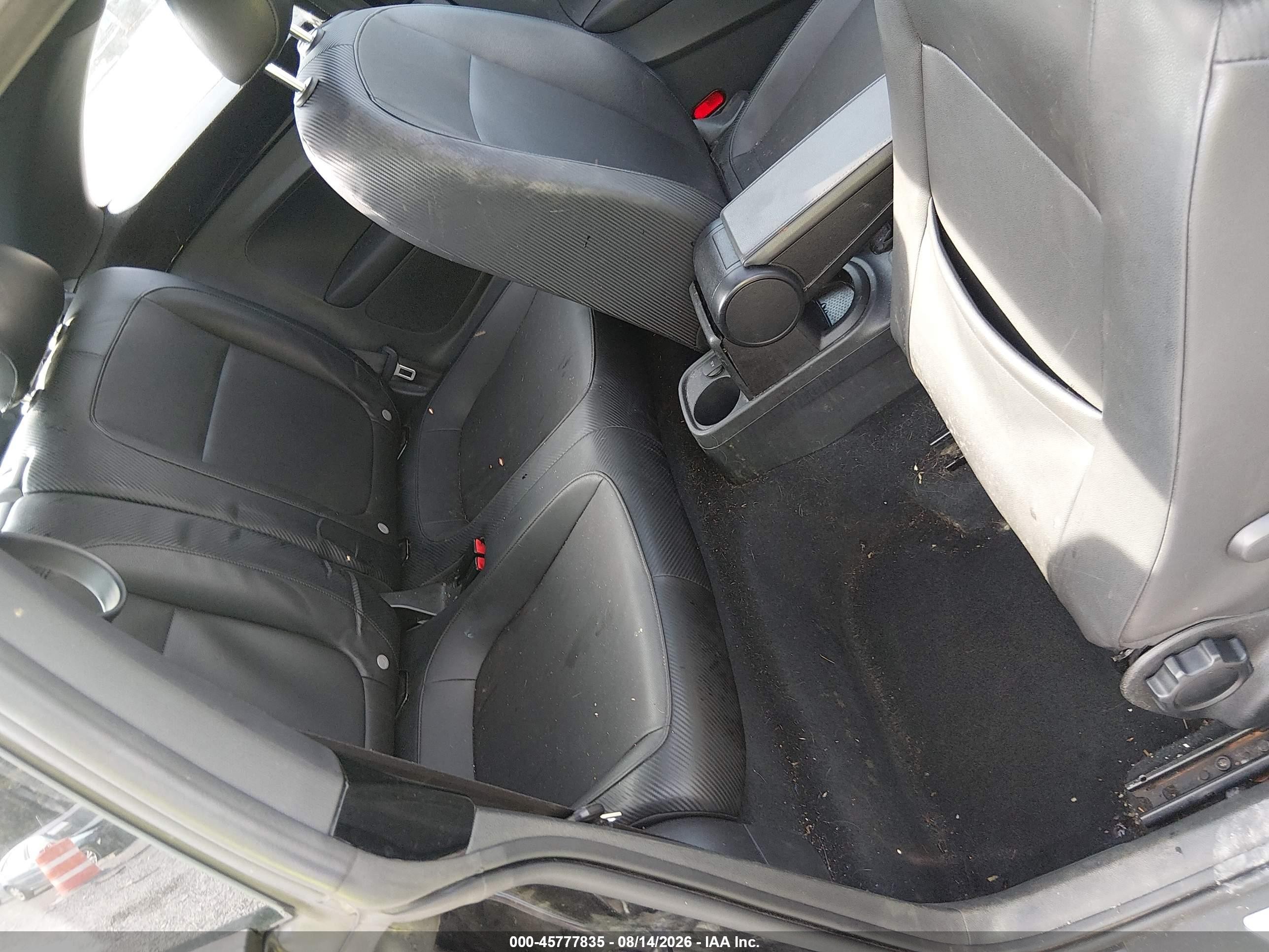 2013 Volkswagen Beetle 2.5l Fender Edition Черный vin: 3VWJX7AT4DM648734